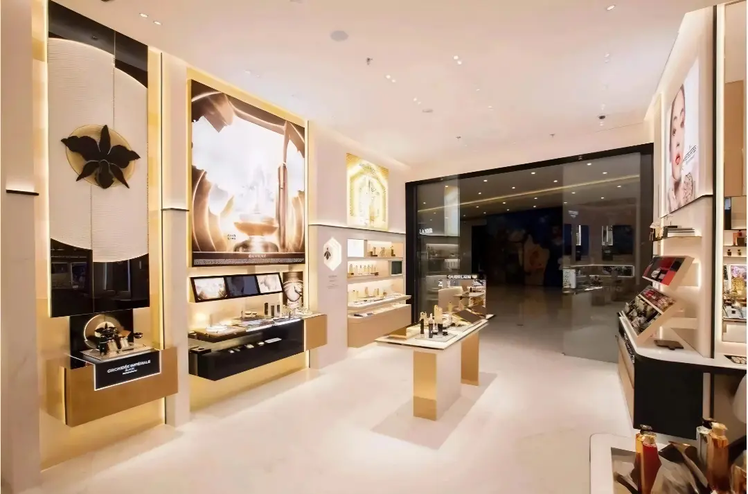 Custom Made Shop Display Showcase Supply 5