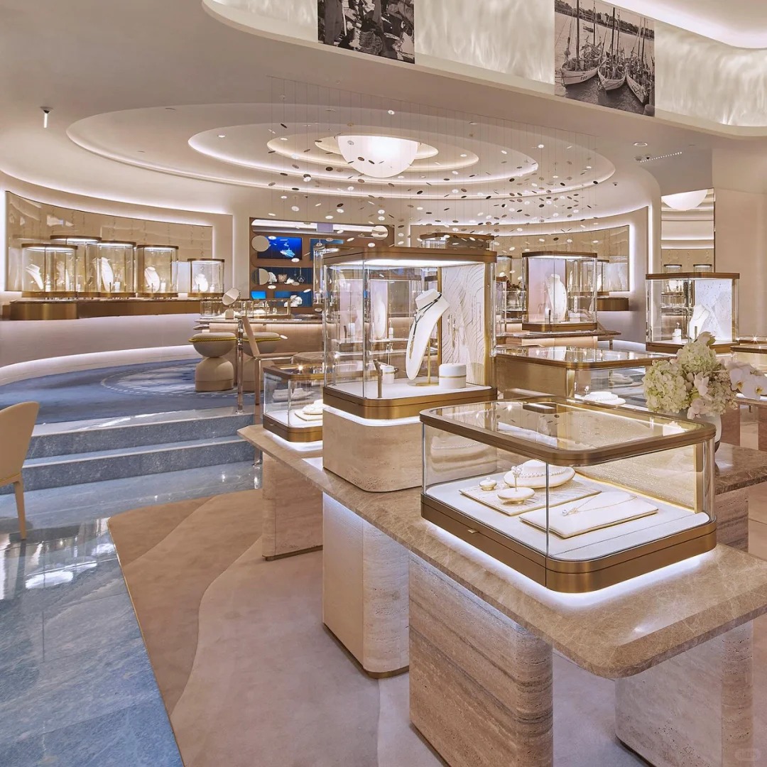 Life Exquisite Display Custom Showcase Display Manufacturer & Supplier | LUXE Showcases