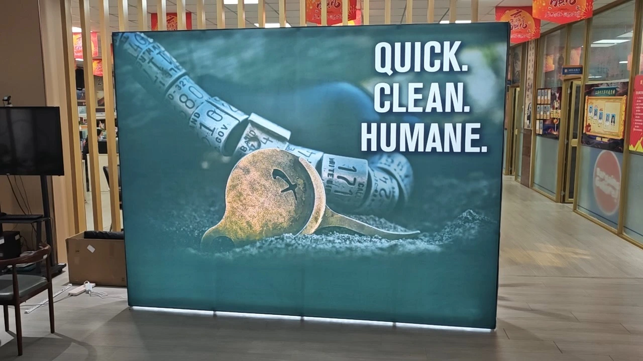 Exhibidor de fondo emergente con retroiluminación LED de la marca TJ 1