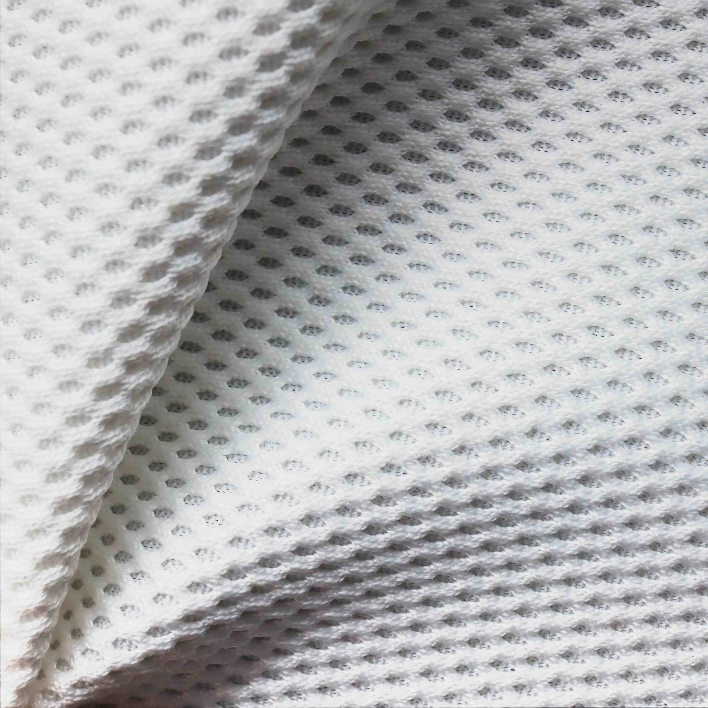 Warp knit regular double-sided triple mesh D2352 Upper layered comfort breathable soft white three-dimensional layered semi-transparent running shoes underneath fabric breathable perforated 1