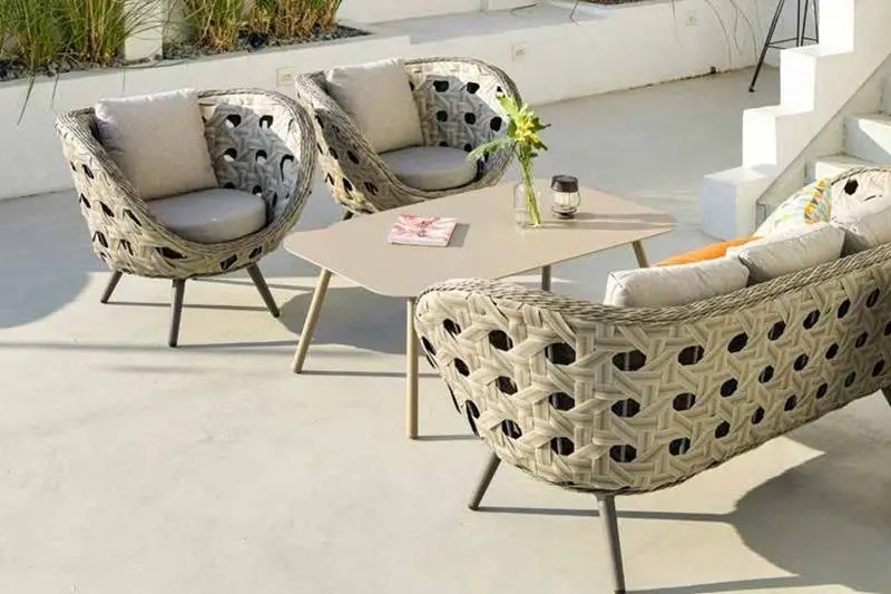 Ntọala sofa dị n'èzí nwere PE Rattan na tebụl kọfị Aluminom 1