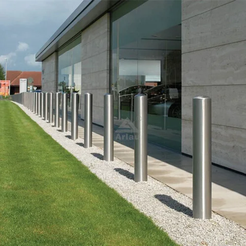 Stainless Steel parking roadblock bollard metal parking bollard 1