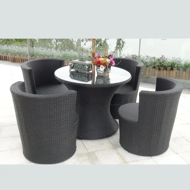 Dernière société de tables et chaises de salle à manger en rotin 2