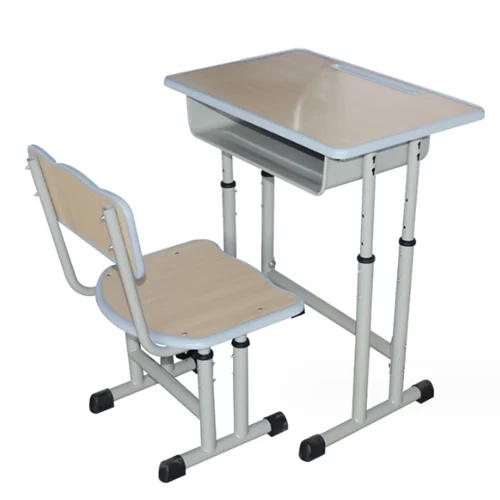 Bureau des élèves et chaise2 1