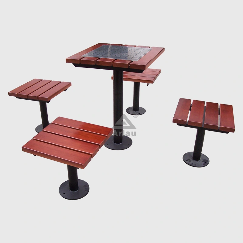 Table et ensemble de sièges extérieurs de loisirs en bois 1