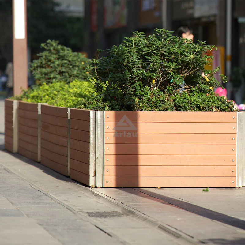Tree box 1