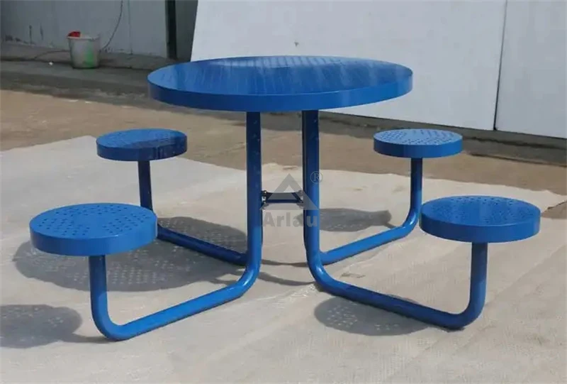 Commercial round picnic coffee table with 4 seats 1