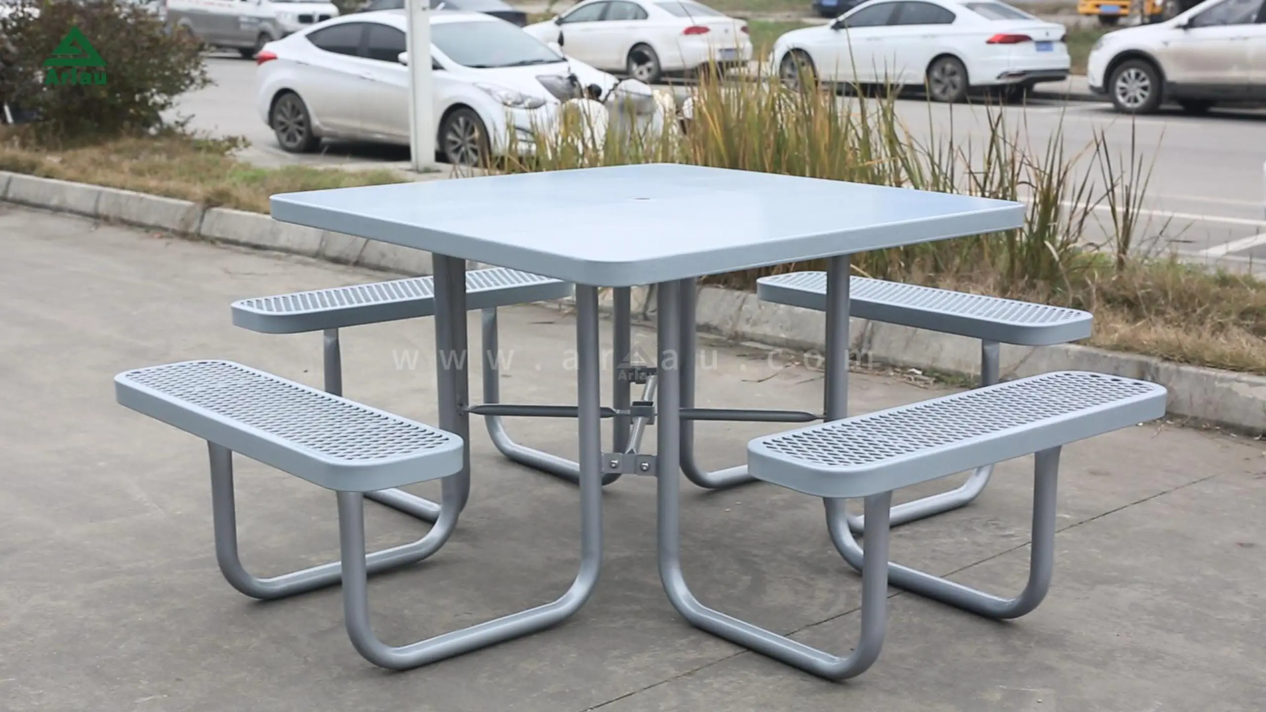 Thermoplastic 46-inch square picnic table with mesh metal chairs 1