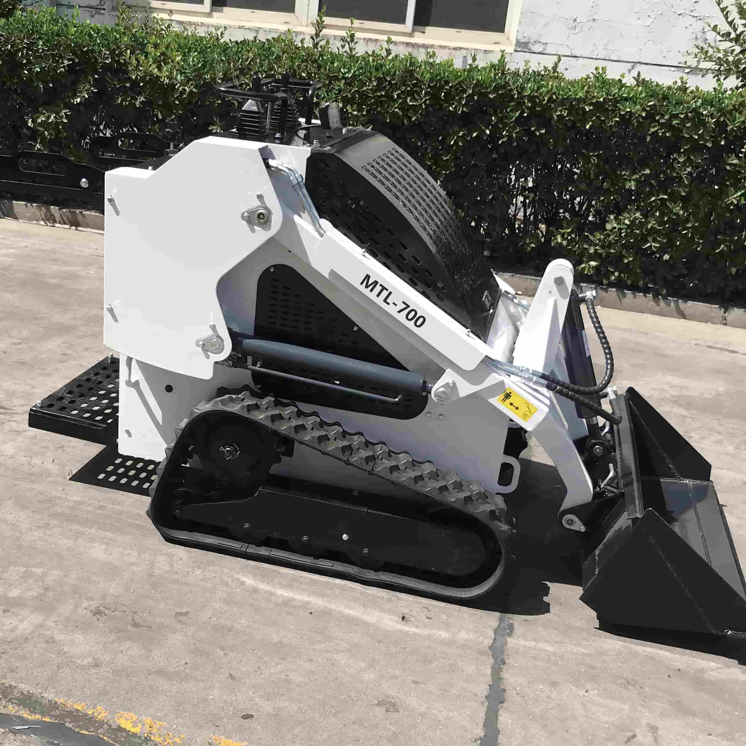 Minicargadoras compactas FY700 5