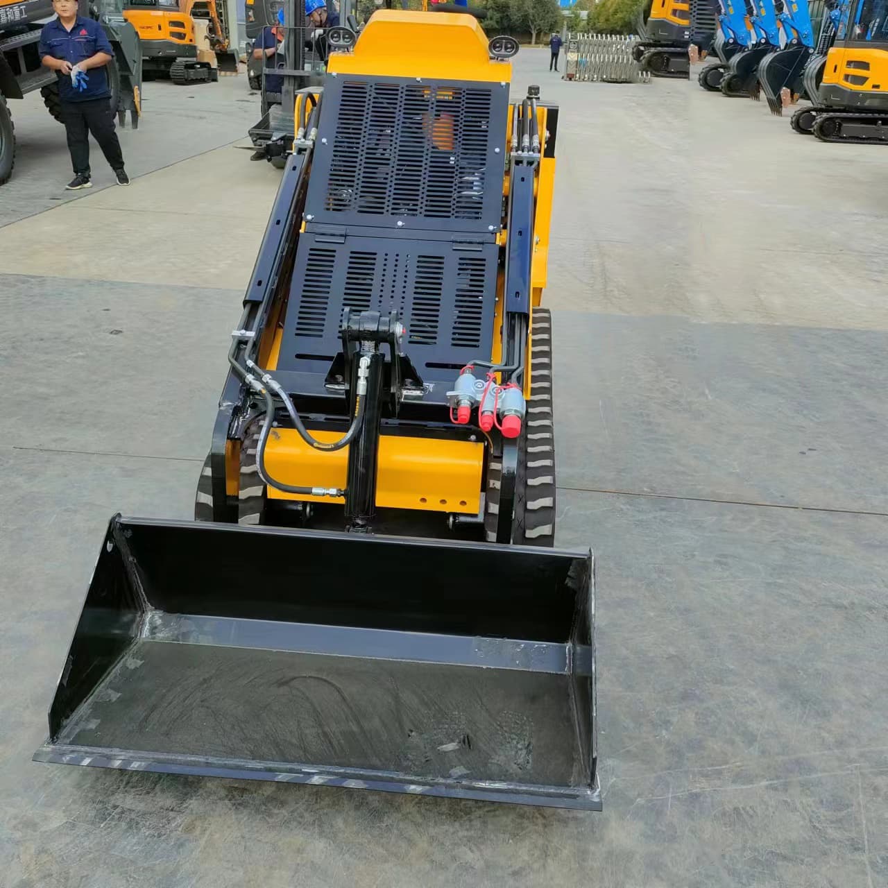 FY55J Mini Skid Steer Loaders 3