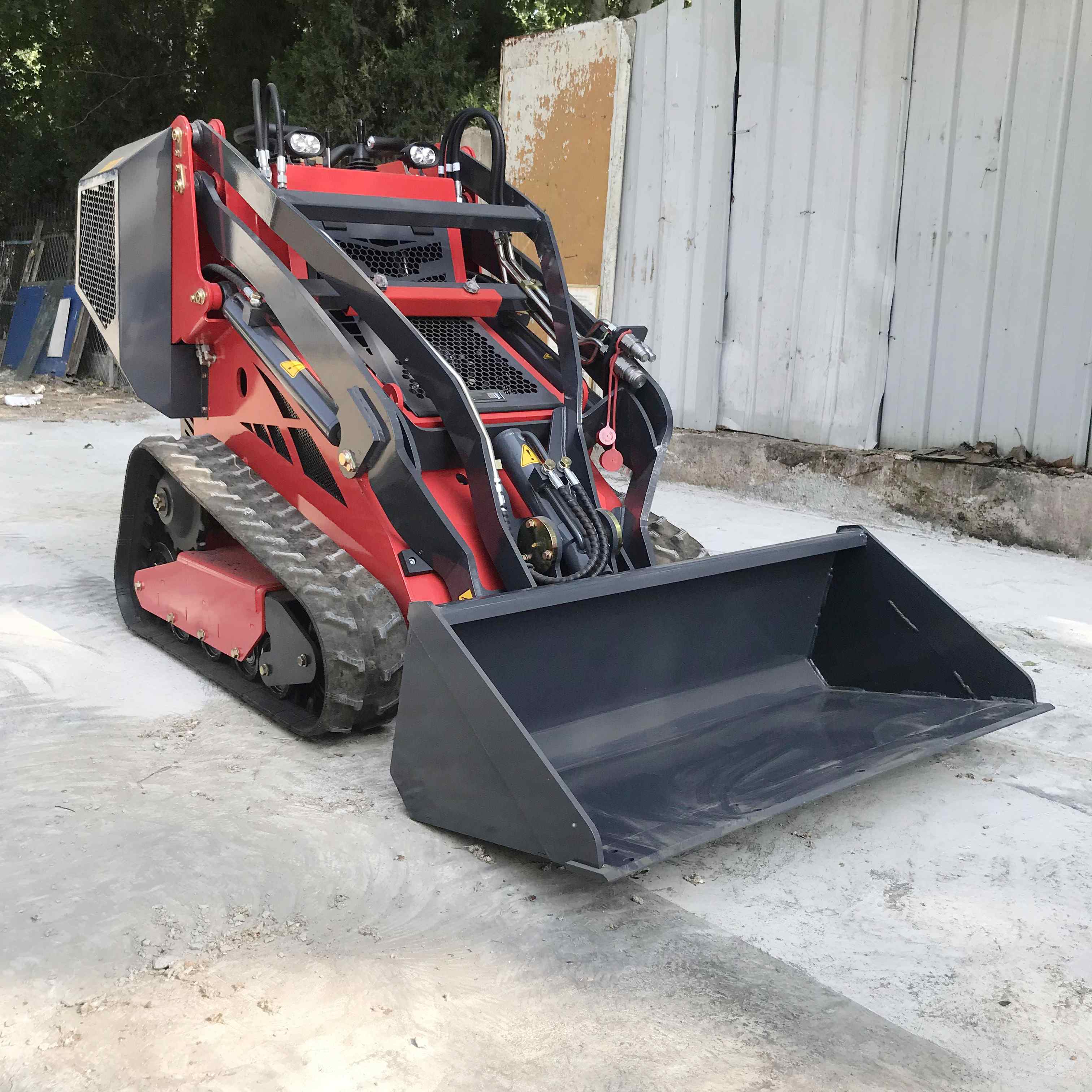 Mini chargeuse compacte FY900 3