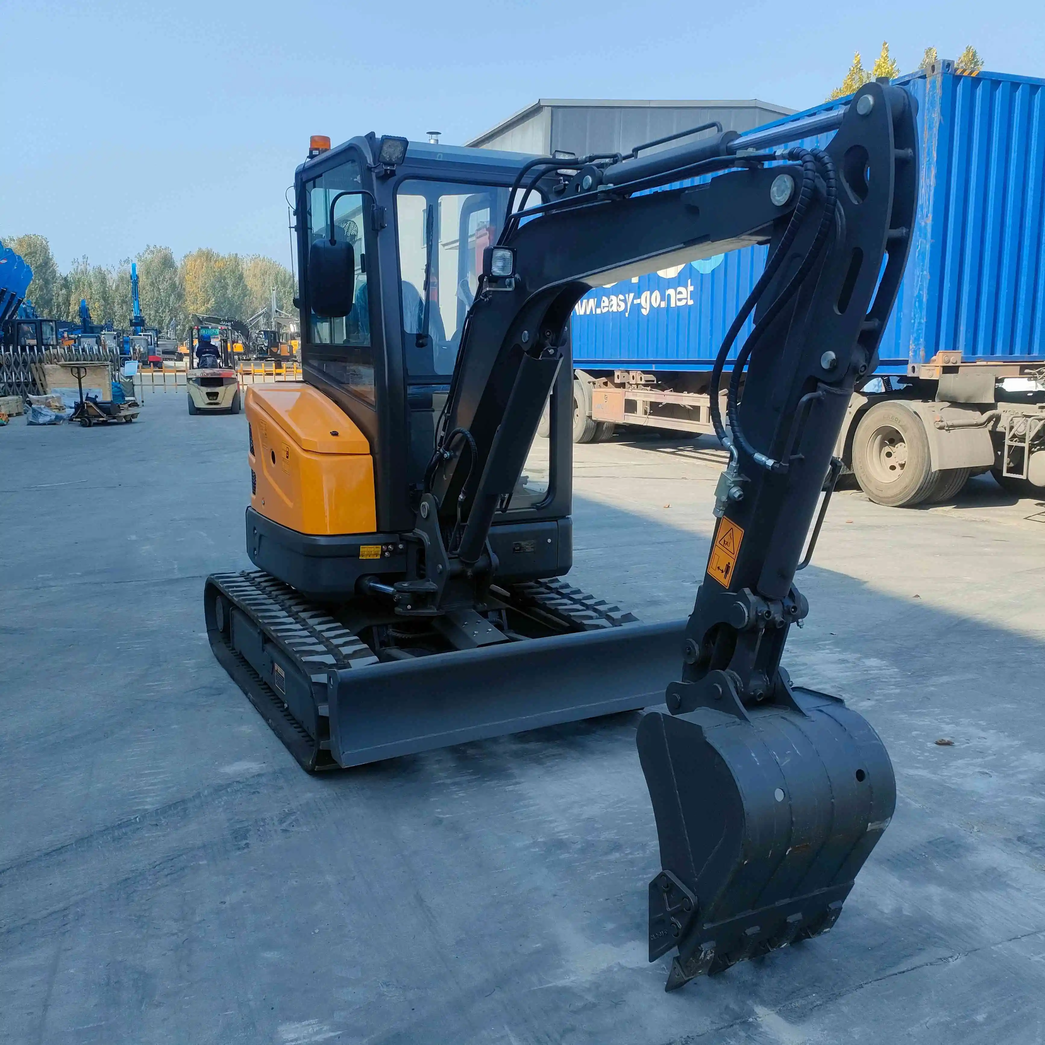 Mini Digger for Sale Suppliers 10-30 Days Based on Order Quantity 7