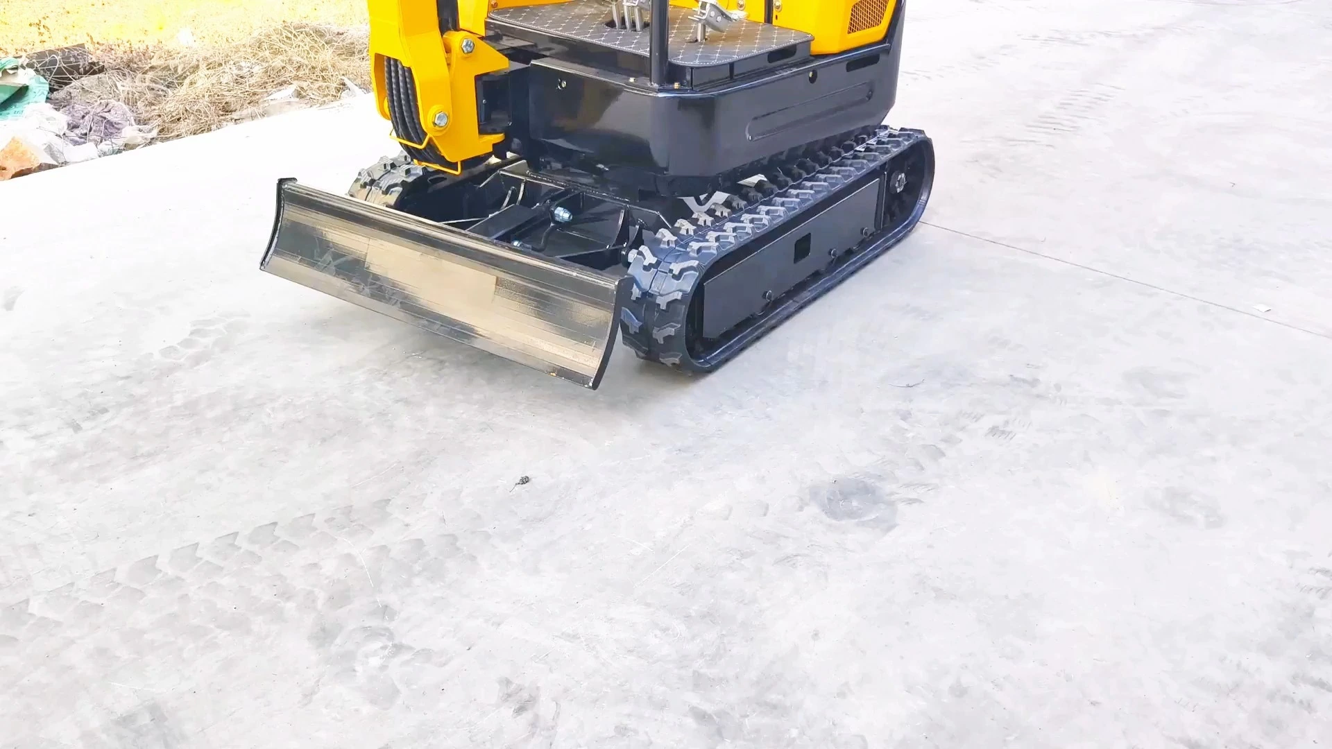 Бесплатная доставка Cheap1.5ton Mini Pelle Двигатель с EPA Euro 5 Small Mini Digger Bagger 1.5ton 2ton Crawler Mini Excavator Price 1