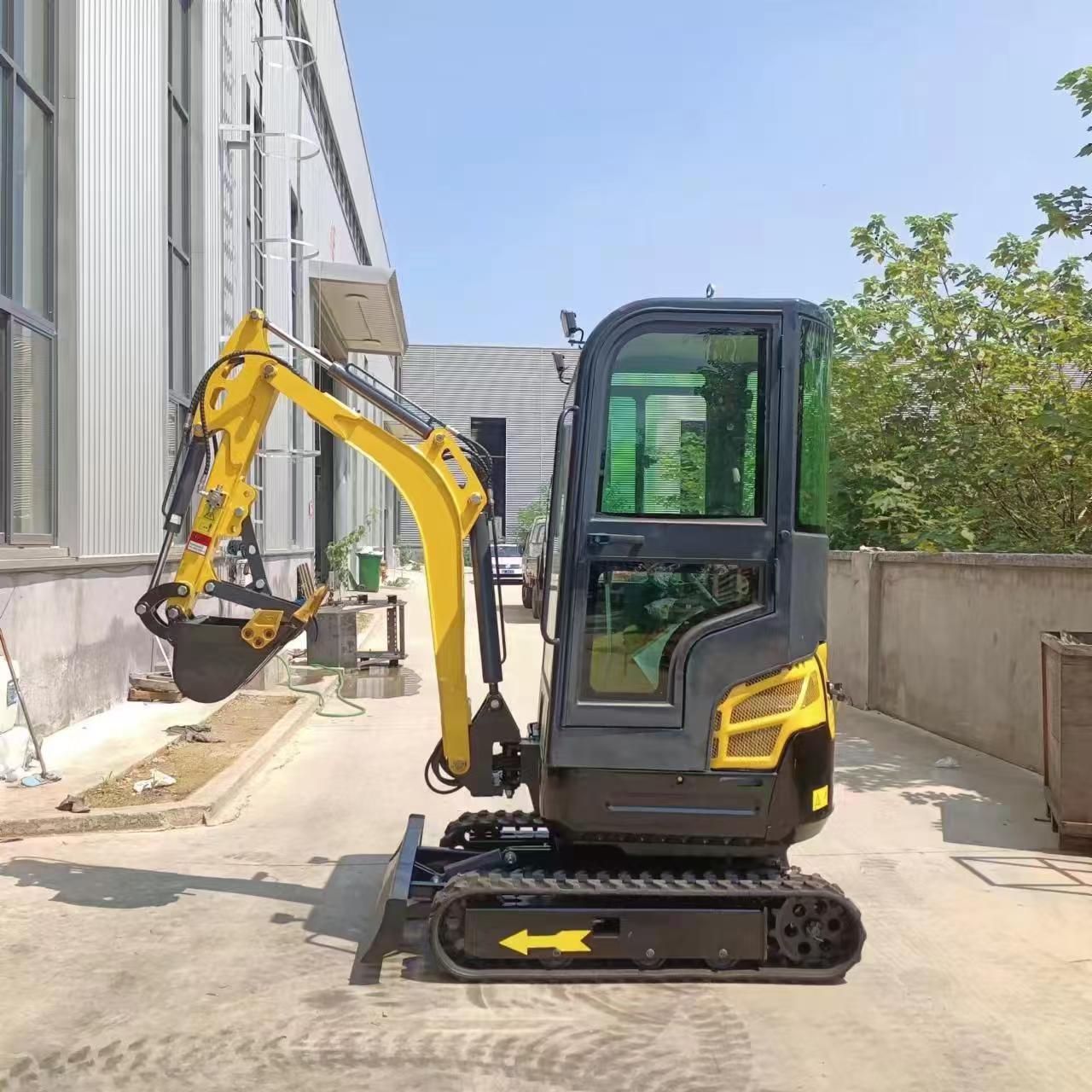 Free Shipping Mini Excavator FW20N 3