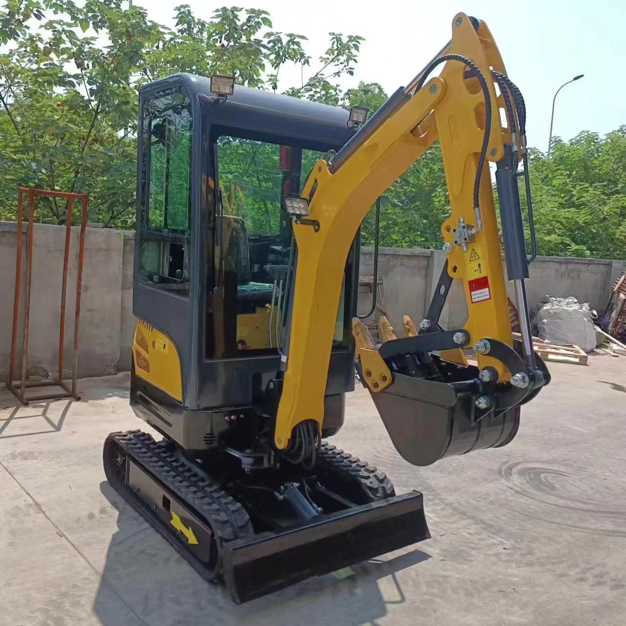 Free Shipping Mini Excavator FW20N 5