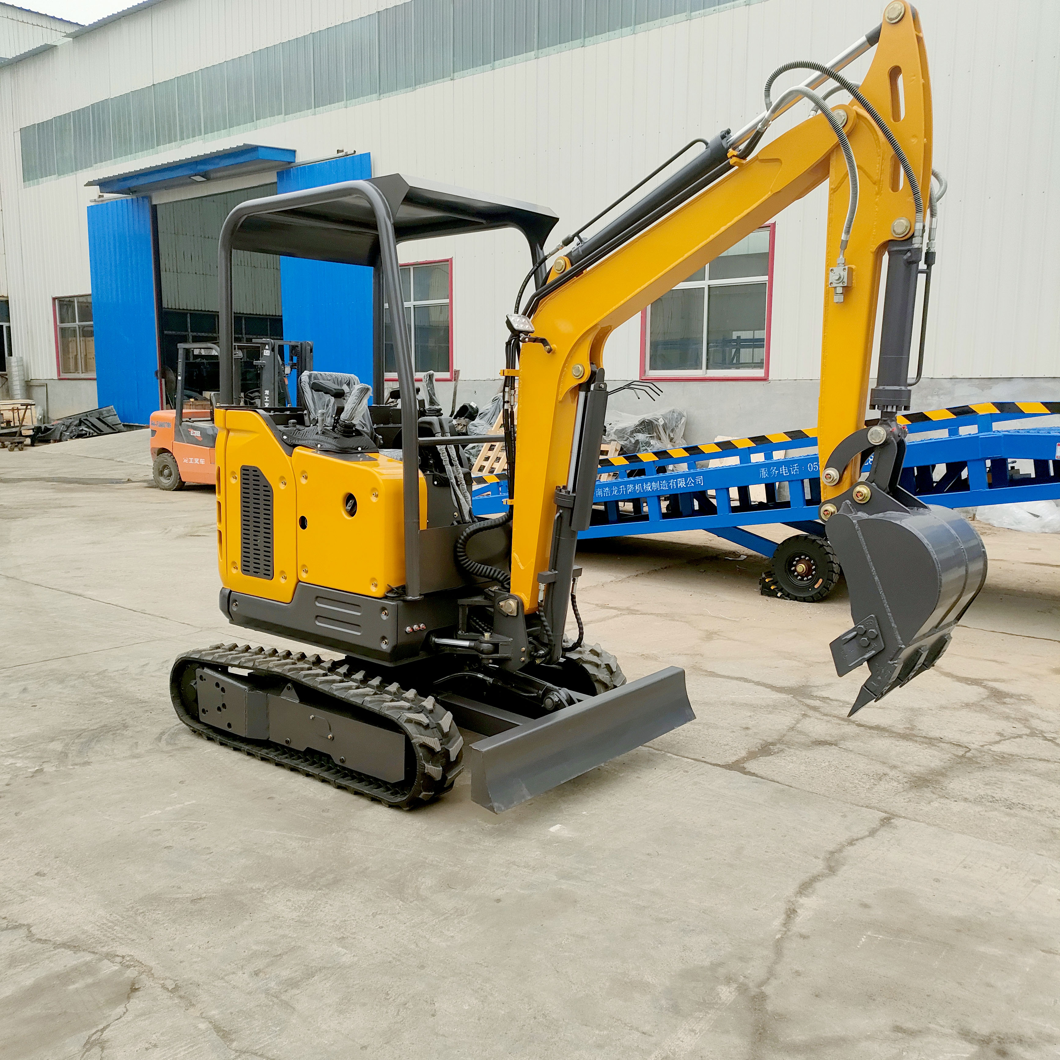 CE EPA Euro5 Fullwin 2.6 Ton Mini Excavator en venta 5