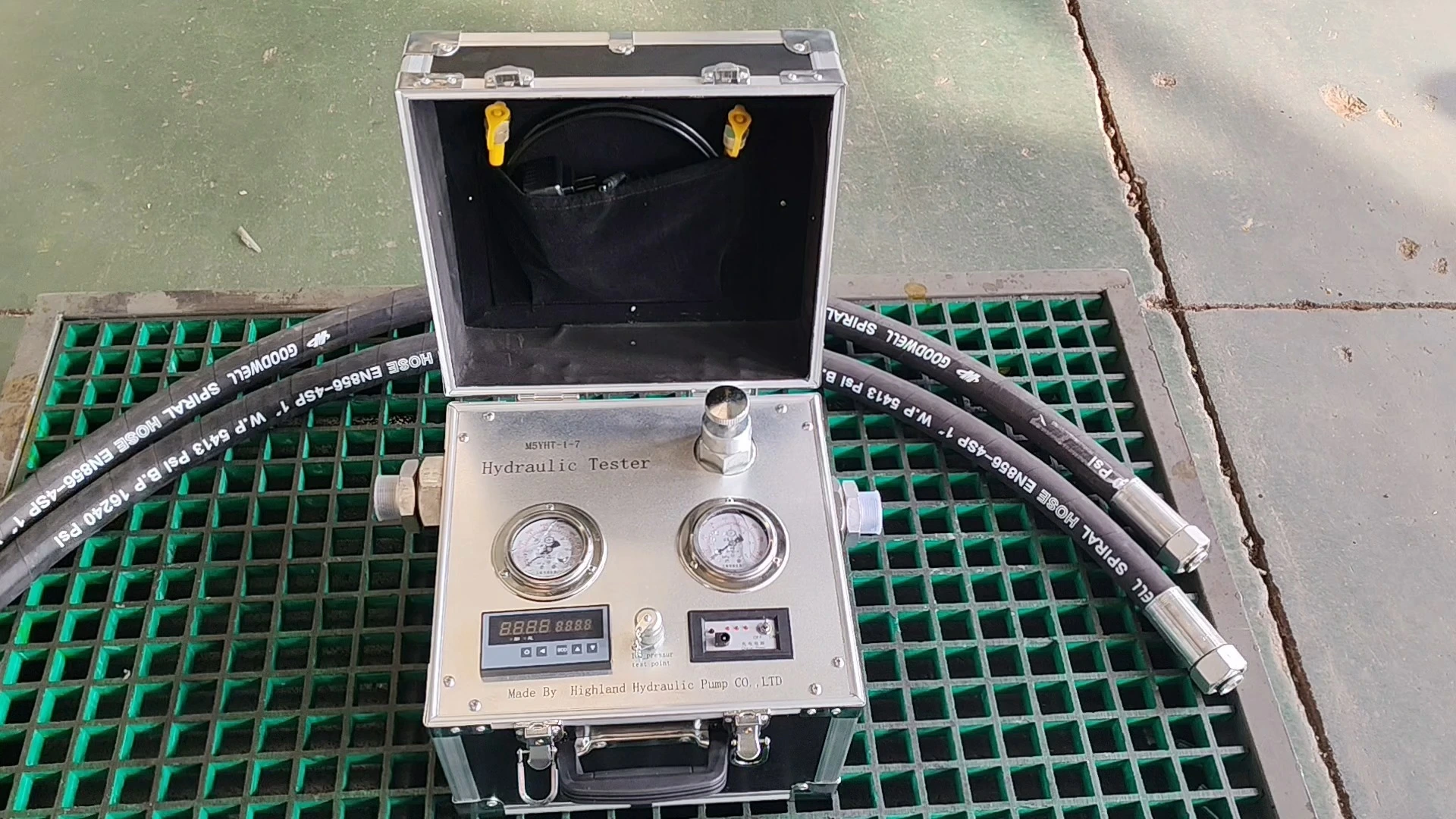  Hydraulic Tester  