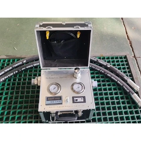 Đo lường chính xác, dễ sử dụng - Máy kiểm tra thủy lực cầm tay đáp ứng nhiều nhu cầu đo lường khác nhau. 1