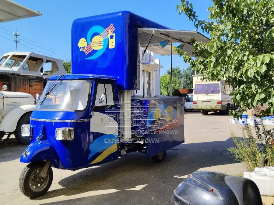 Rolling Gourmet: Creșterea camioanelor alimentare Piaggio Ape în cultura culinară 1
