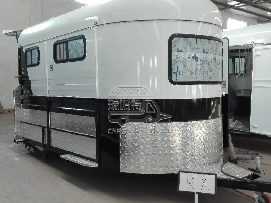 Best Large Food Trailer Company 4