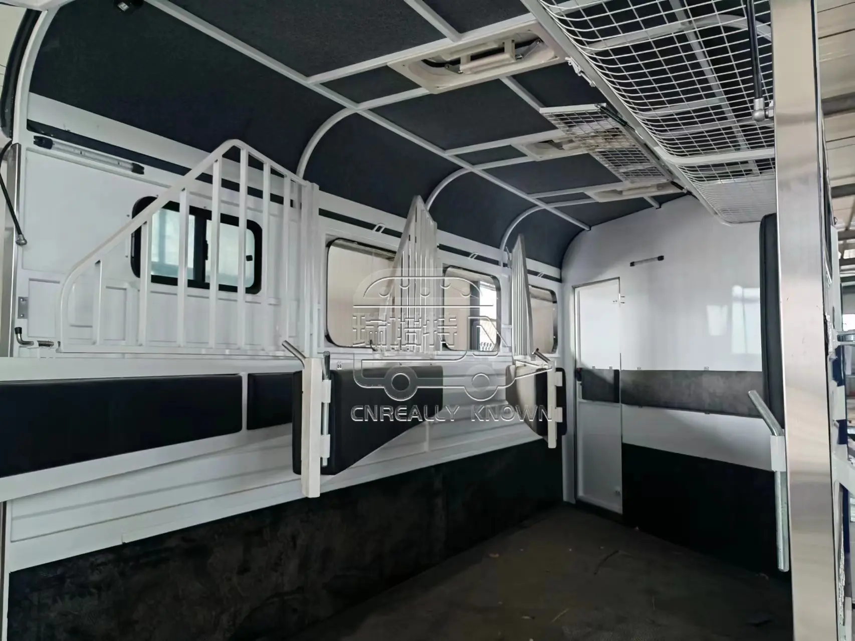 Small Food Trailer for Sale with Good Price 6
