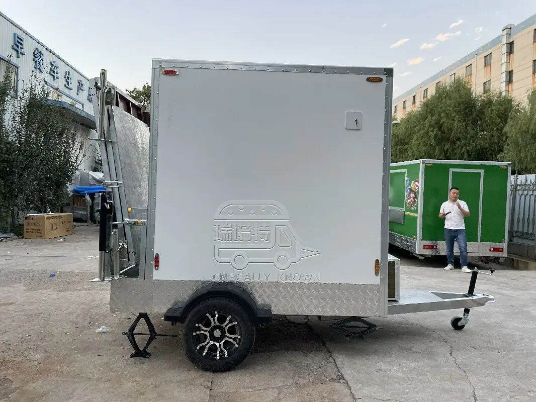 Cnreally Known Food Trailer Dealers Factory 2