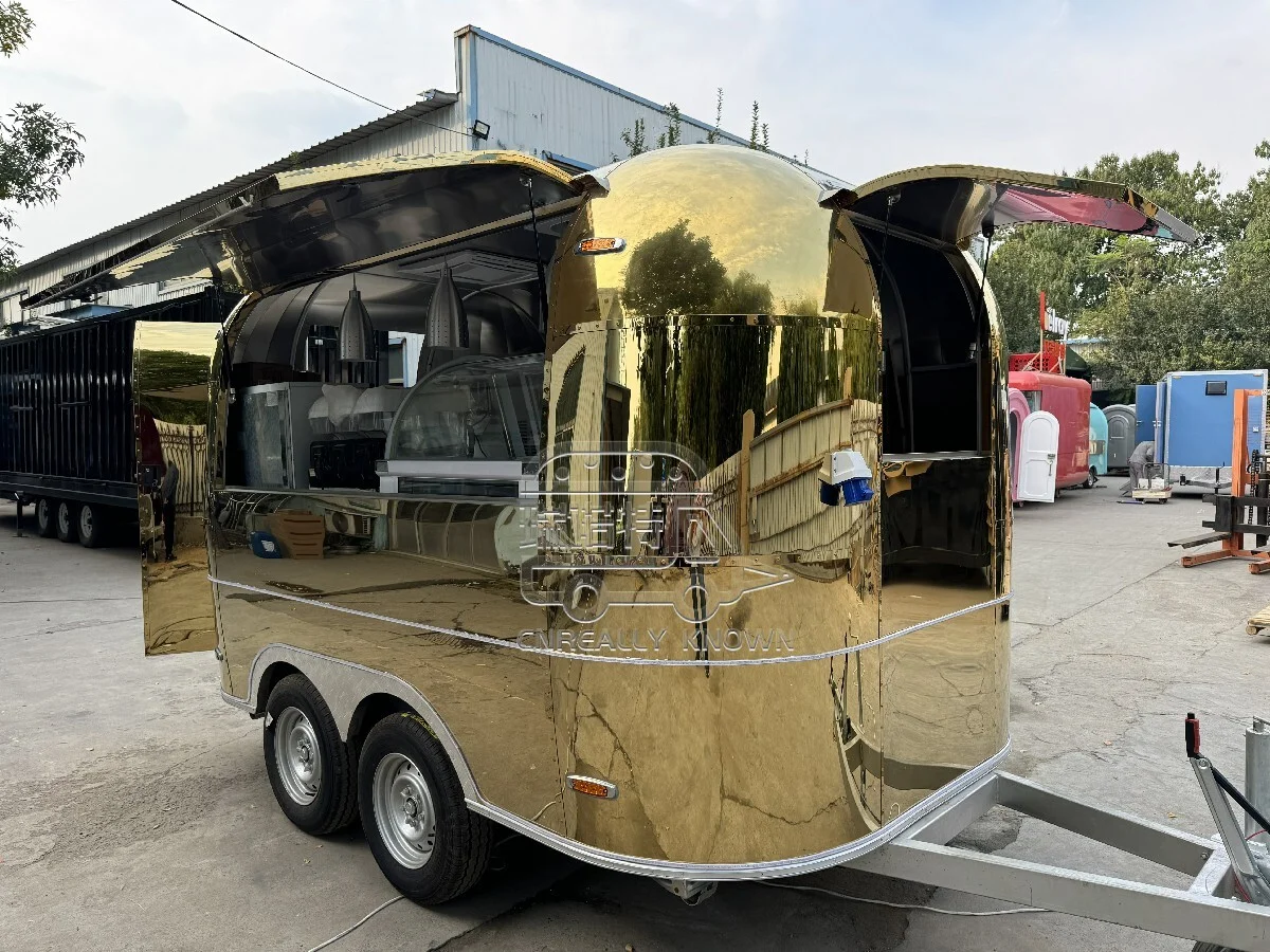 Klassieke Airstream Replica Catering Trailer 1