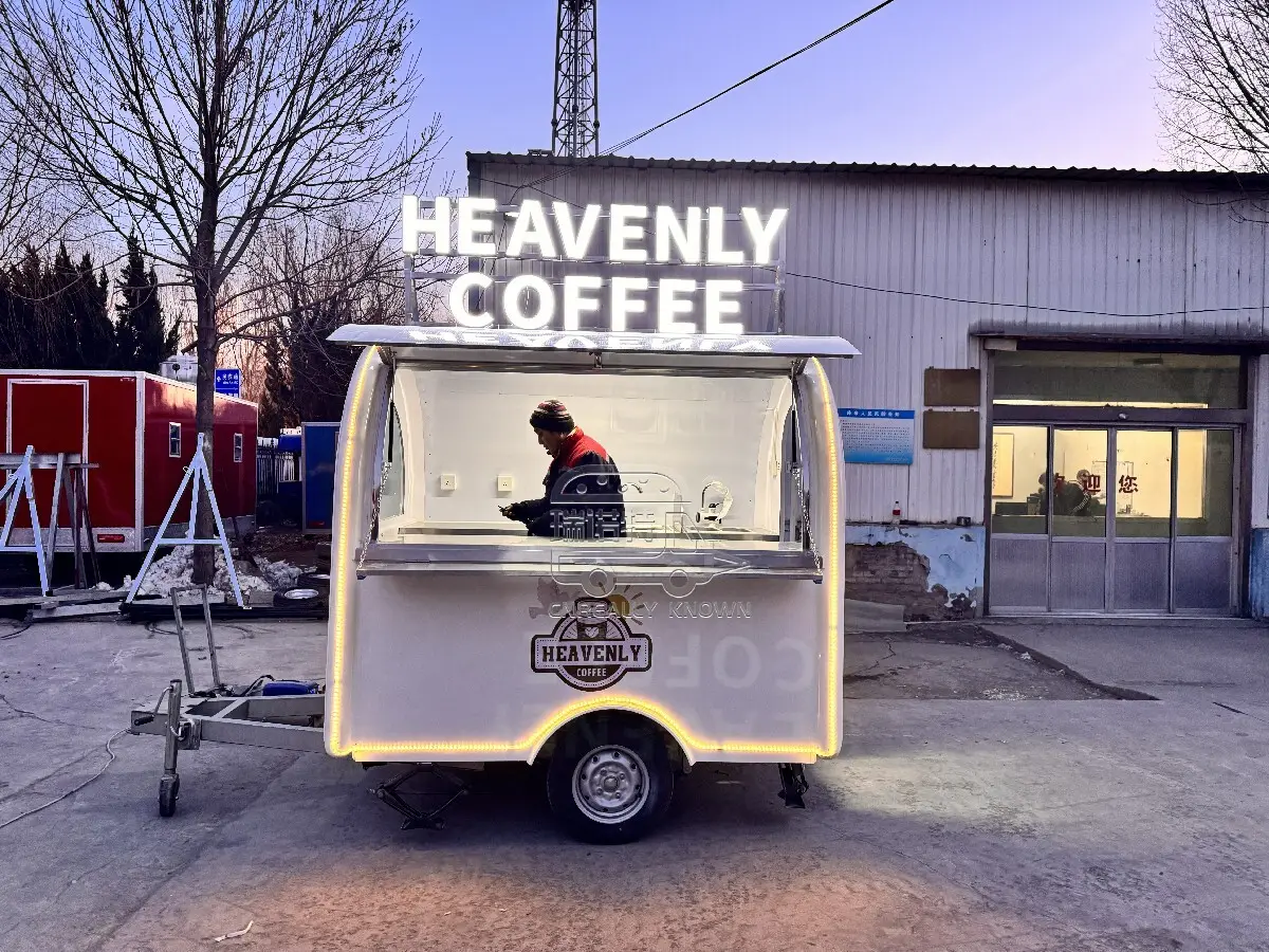 Remorque alimentaire vide très connue à vendre à un bon prix 14