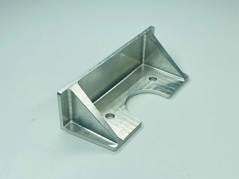 Hersteller von kundenspezifischen CNC-Teileverarbeitungen, nicht standardmäßige Dreh- und Fräsarbeiten, Aluminiumlegierungs-Hardware, kundenspezifische Bearbeitung, Gussdienstleistungen 1