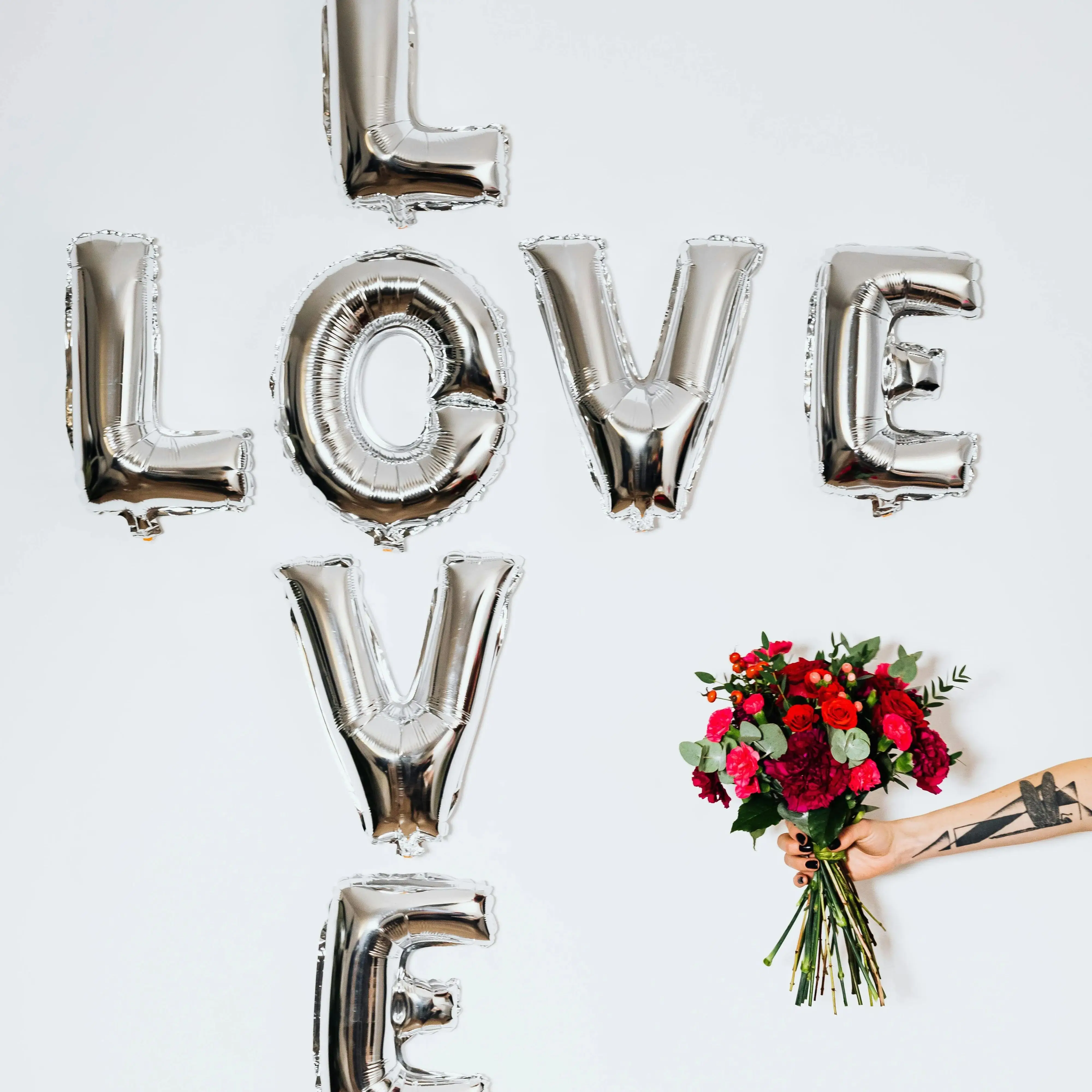 Luzes mágicas Letra do amor-Balões de folha de cartas para o Dia dos Namorados, casamentos e aniversários 1