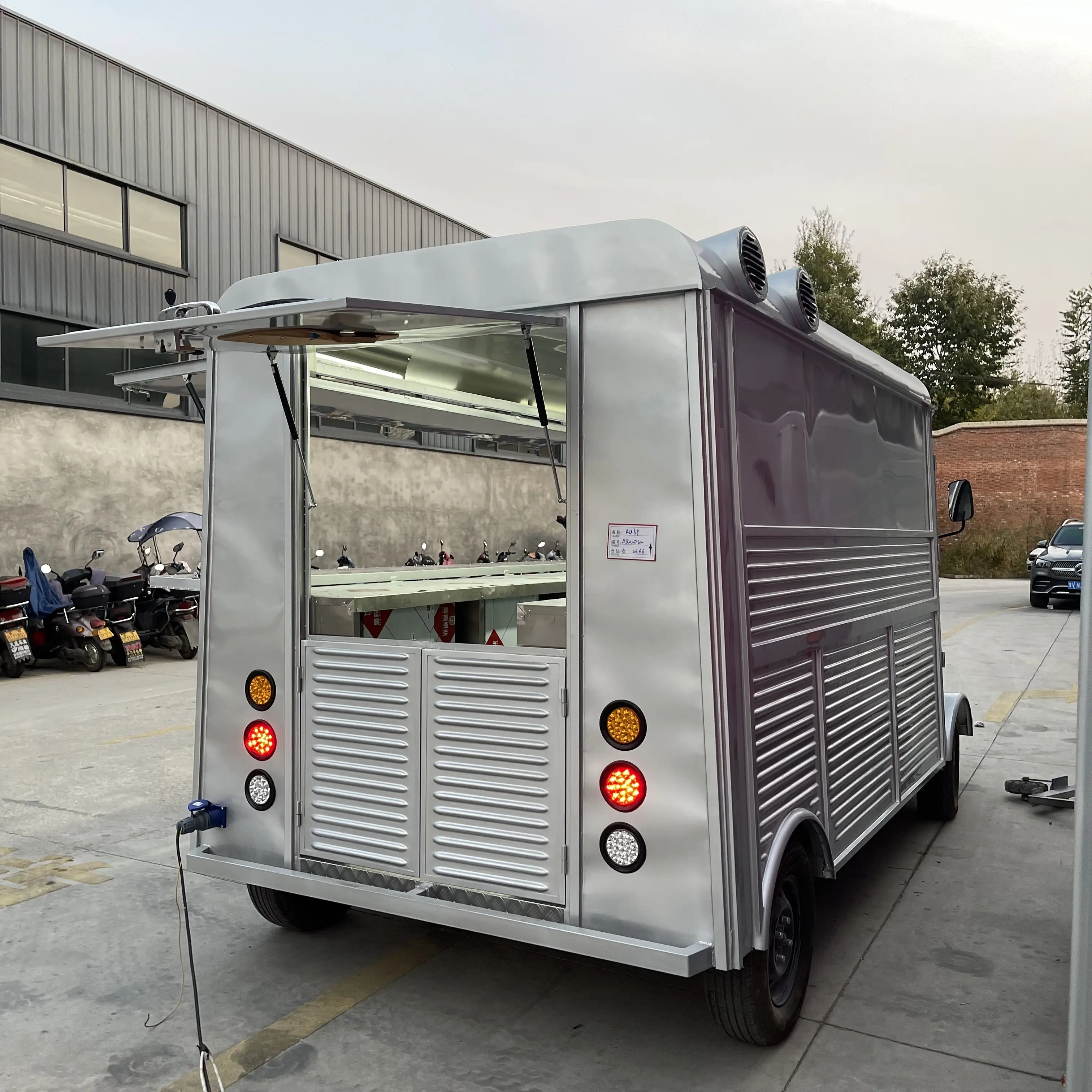 Small Food Truck 00-00 - for Sell - Oulead Trailer 6