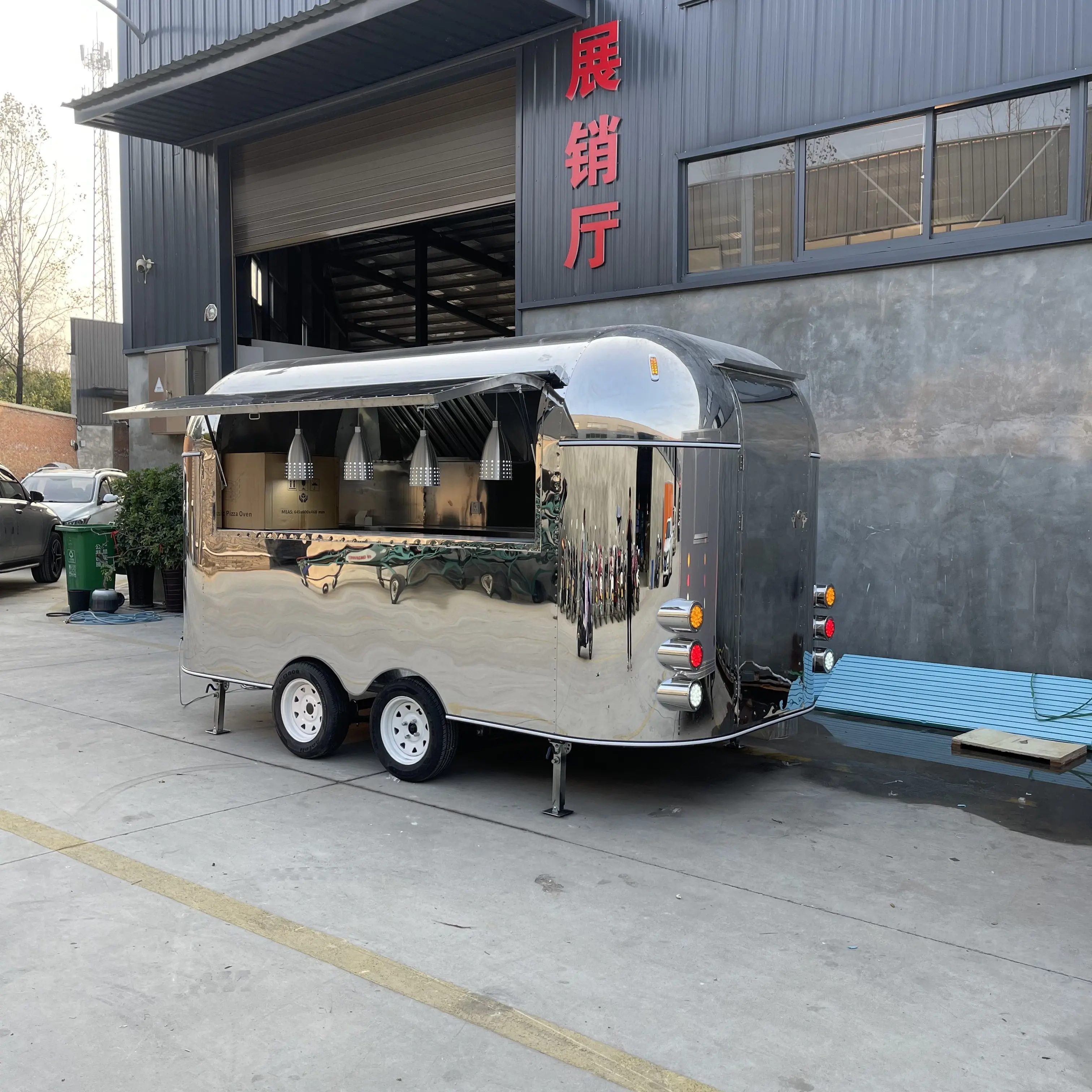 Long Lasting Catering Vans Catering Vans Company 4