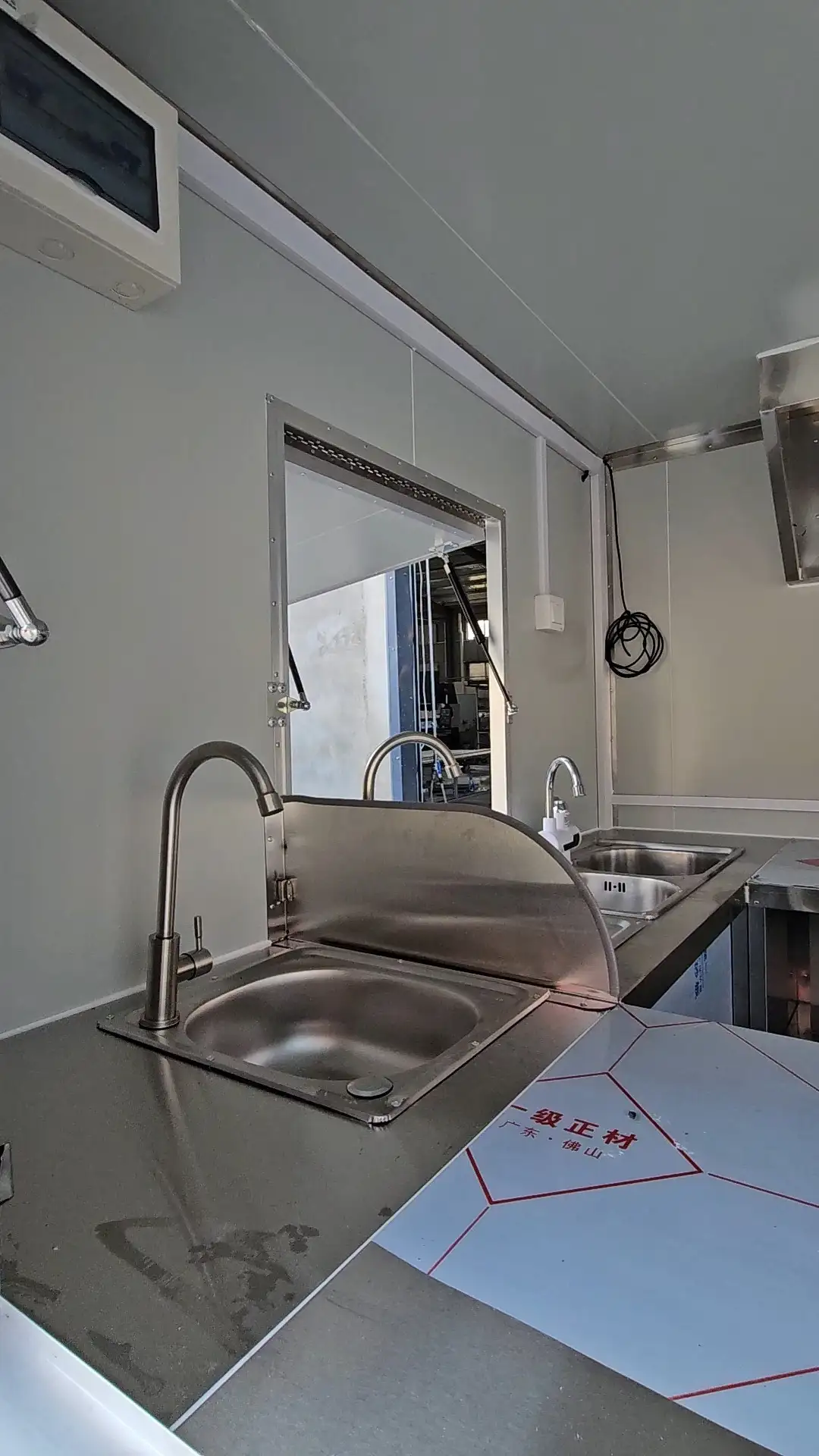 Food Truck Trailer Black Concession Trailers Mobile food truck Pizza  cars Fence Food Truck Trailer 1