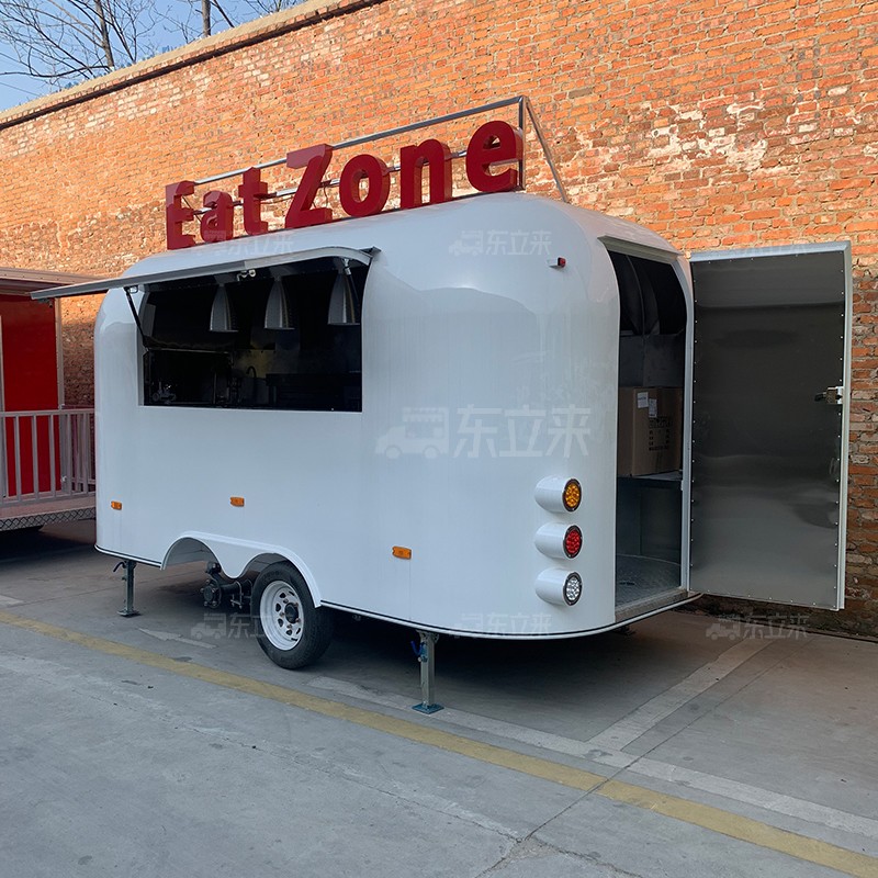 Brand-new white Qingfeng food truck from the factory 6