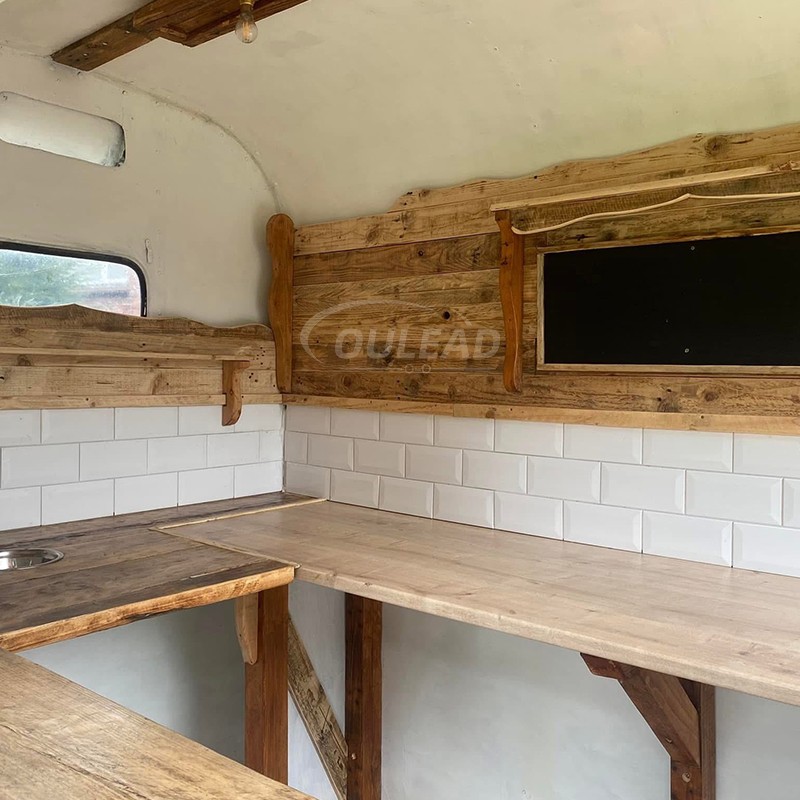 Remorque de nourriture vintage blanche personnalisée | Wood - Intérieur fini & Fabricant de chariot de vente auvent pliant 12