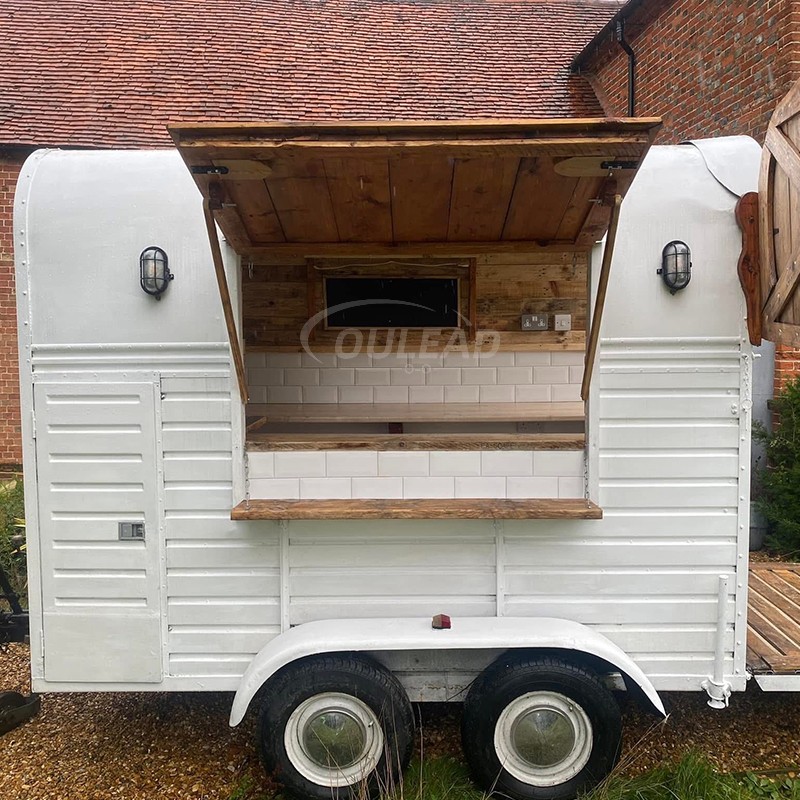 Remorque de nourriture vintage blanche personnalisée | Wood - Intérieur fini & Fabricant de chariot de vente auvent pliant 2
