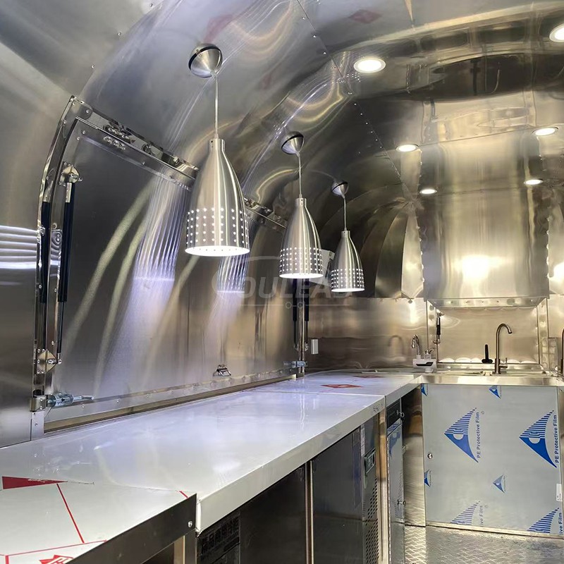 Miroir personnalisé - remorque alimentaire en acier inoxydable fini | Fabricant de chariot intérieur complet complet 7