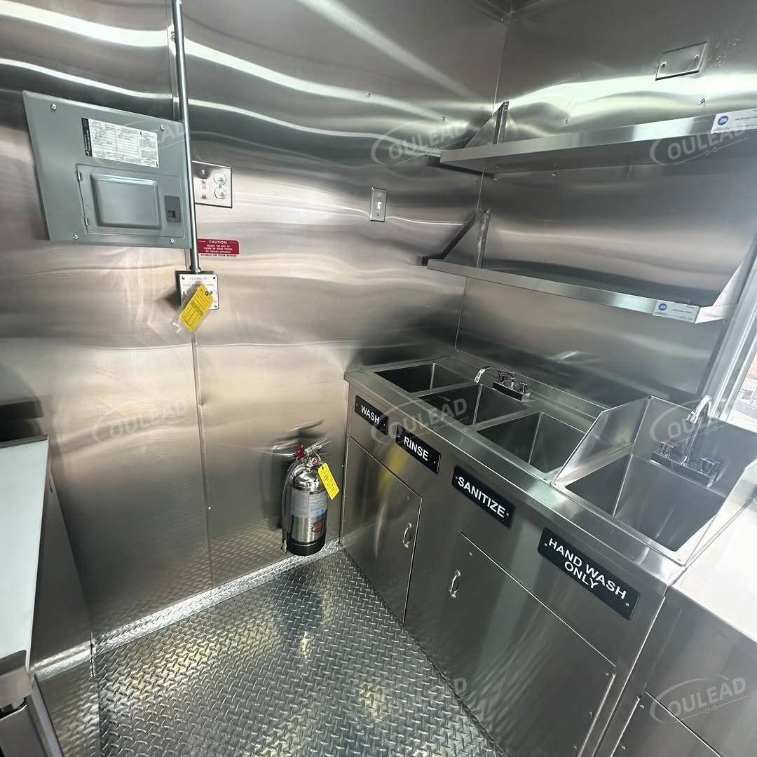 Monochrome Graffiti - Art Dual - Axle Food Trailer 5