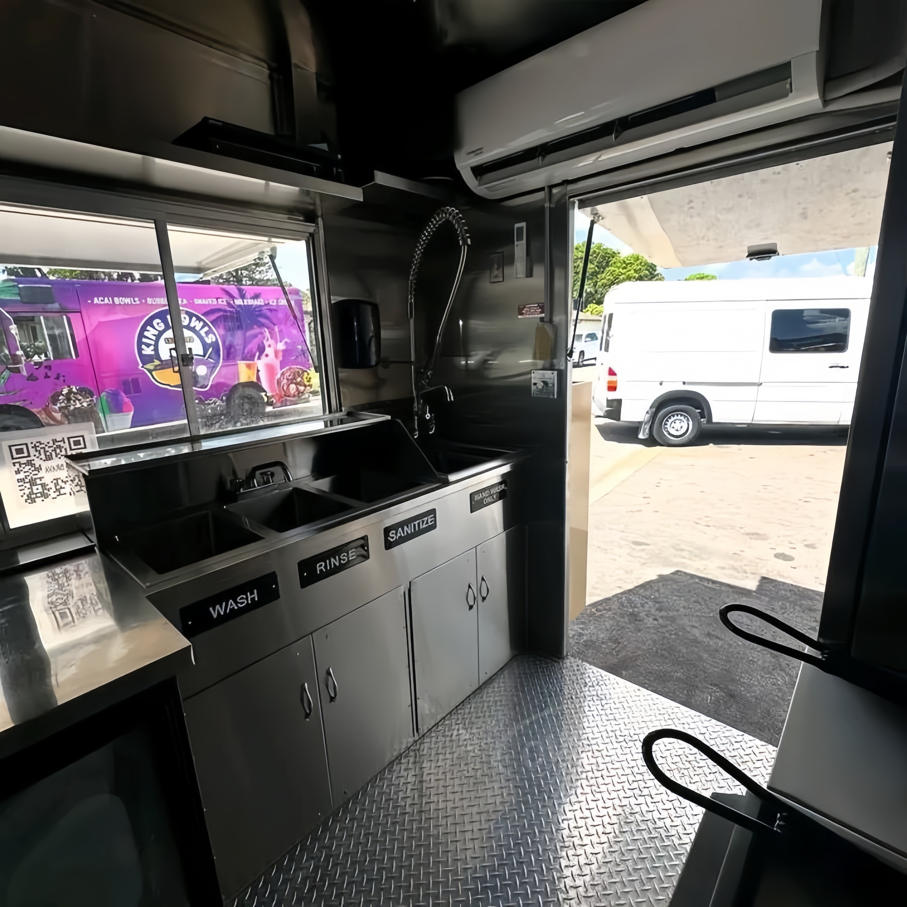 Pizza Amore Pizza & Pasta Food Truck 10