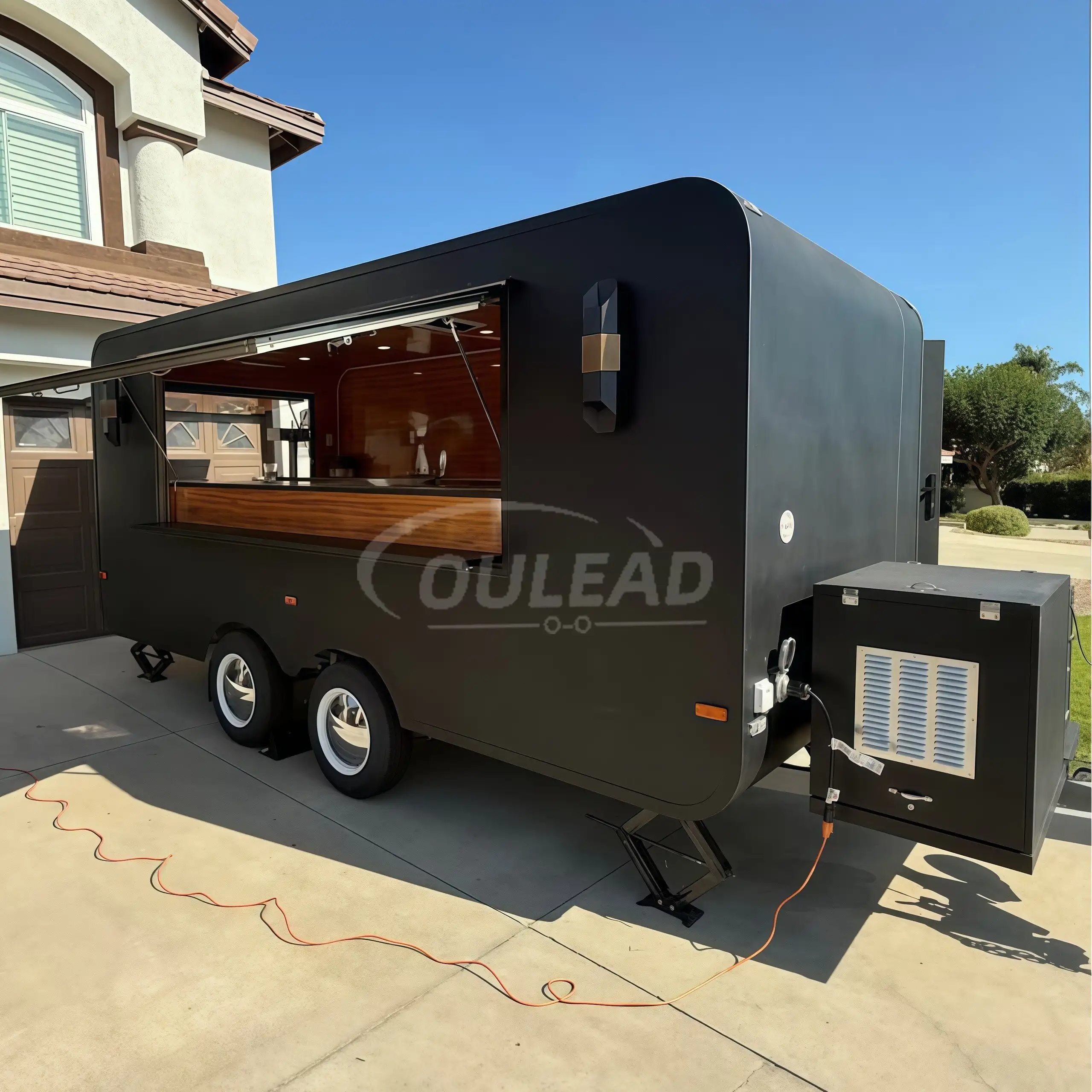 Remolque de comida de doble eje en negro mate con estación de servicio con detalles en madera 1