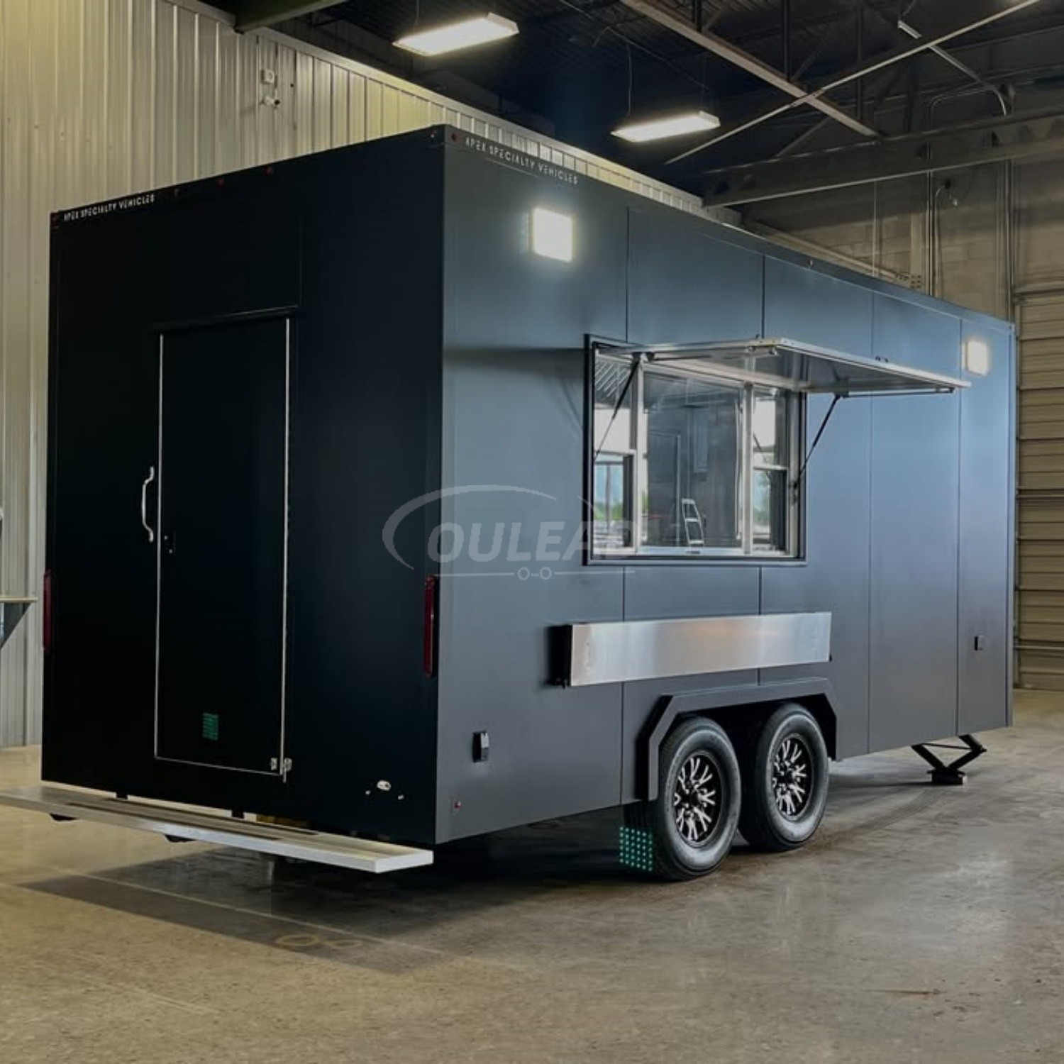 Remorque alimentaire noire moderne | Cuisine mobile industrielle | Unité de restauration 11