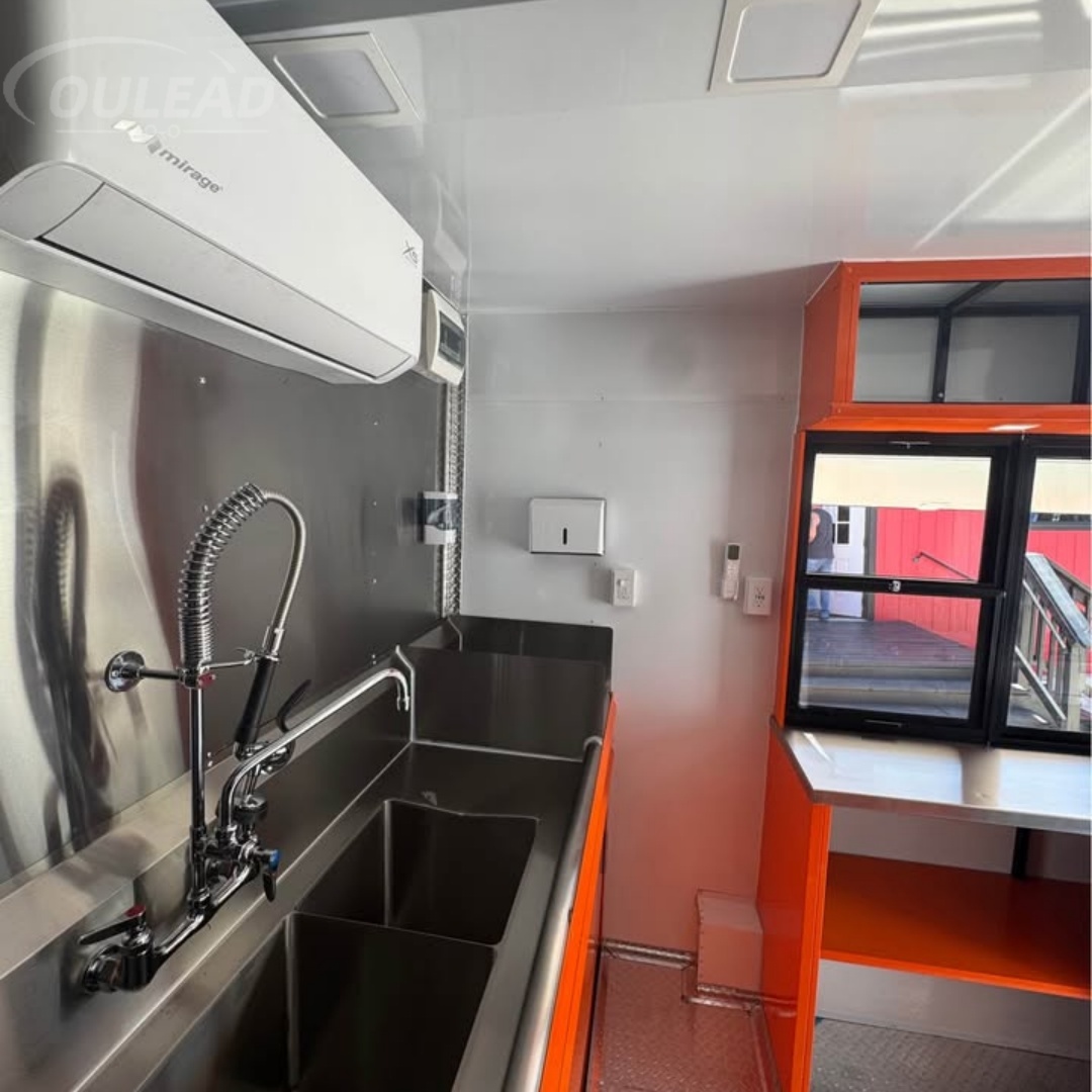 Trailer personalizado para concessão à venda com cozinha comercial. 9