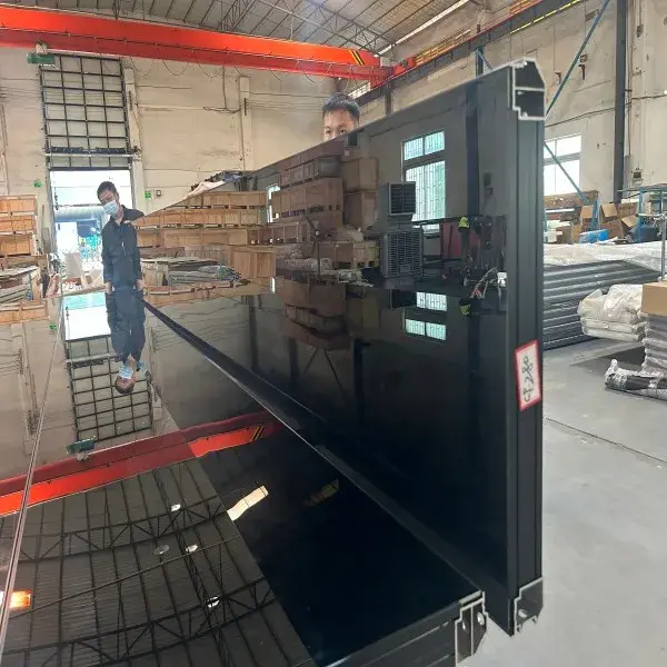 Garage Door Manufacturer - - Master Home-2 3