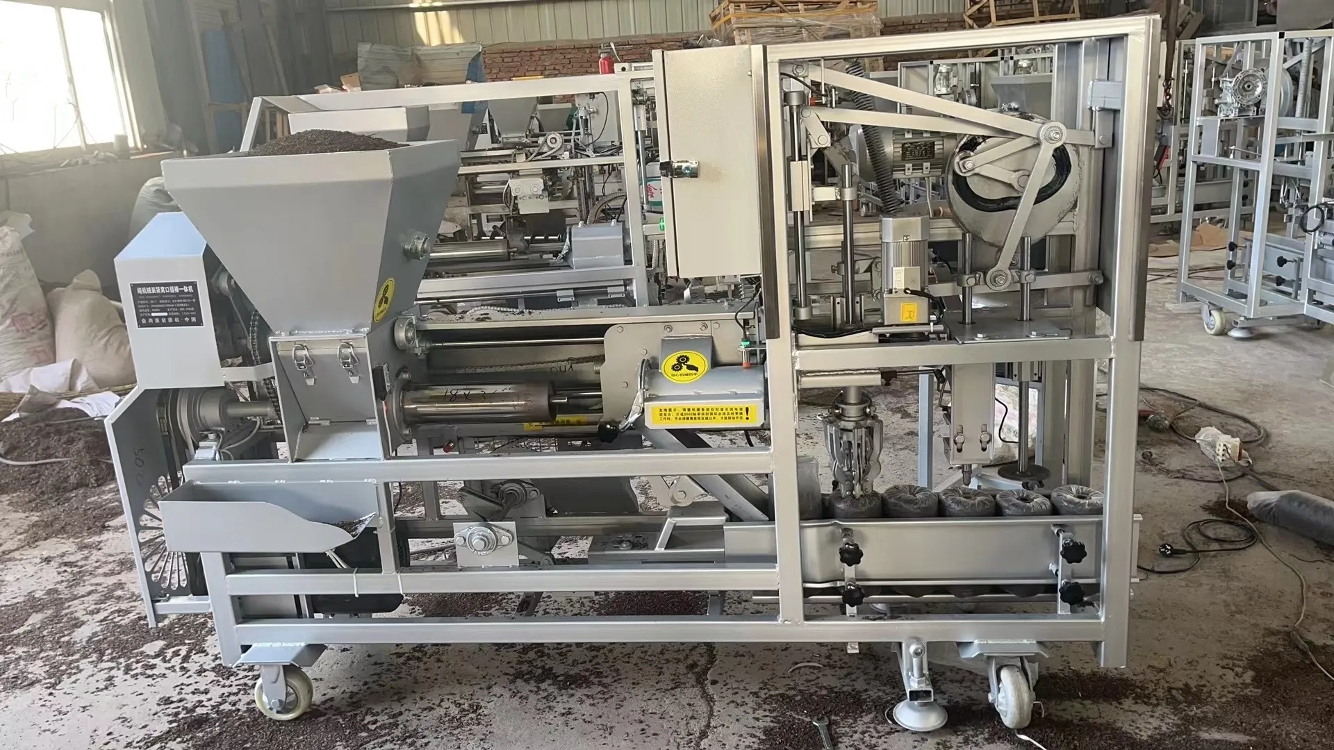Mushroom Growing Machine 1200pcs/h - - JOCONN 3