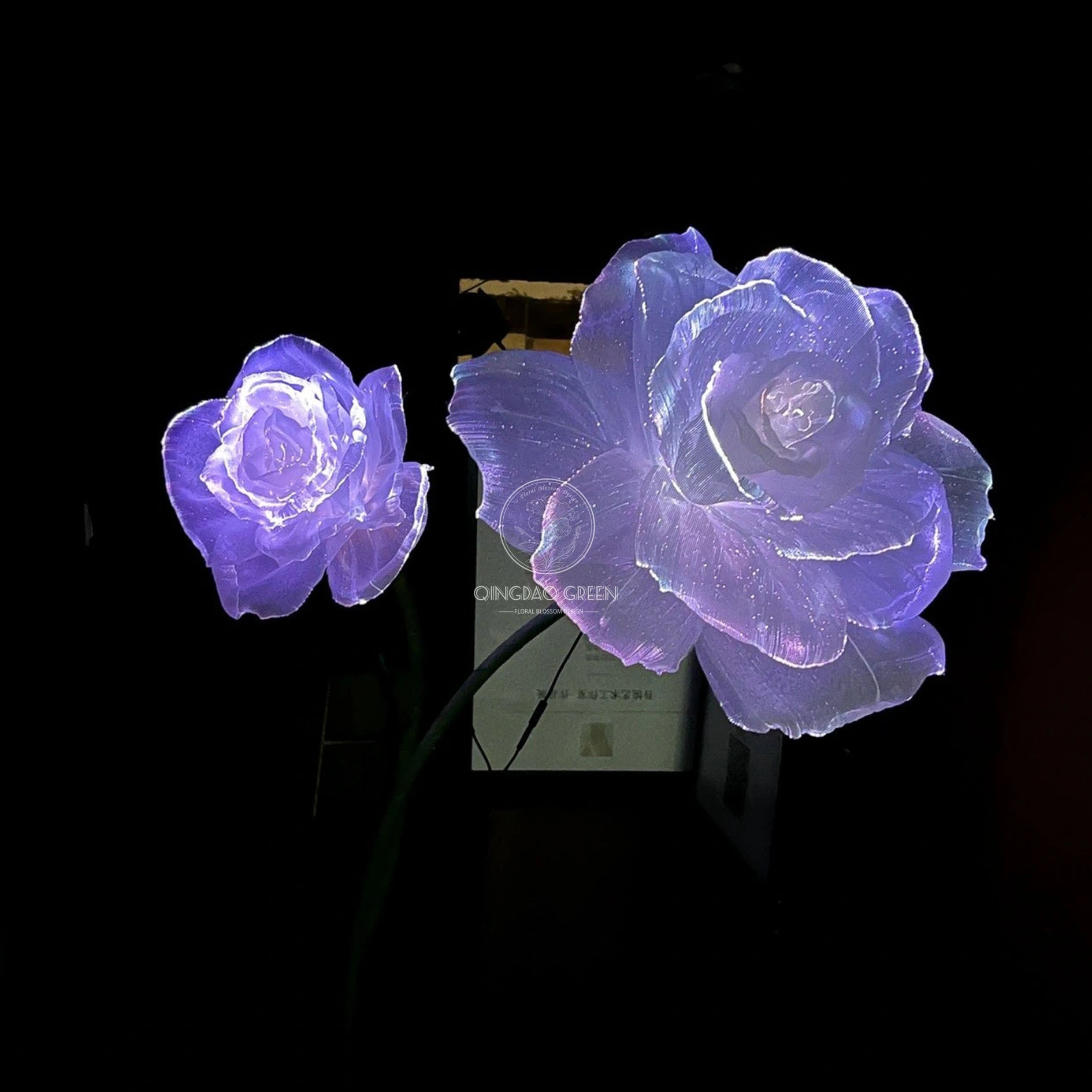 Giant Fiber Optic Flower Glowing Roses