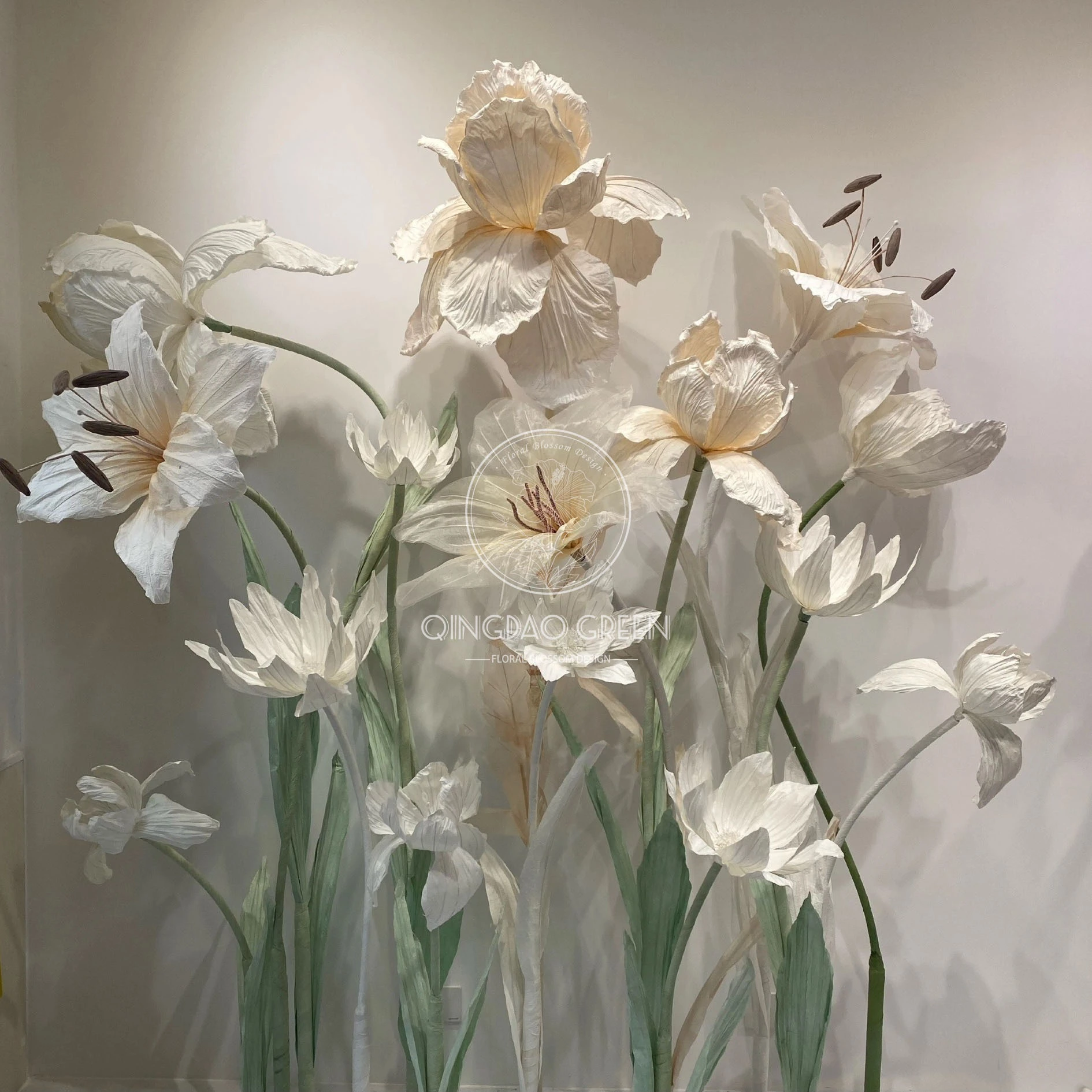 Handmade Artificial white Giant Flowers