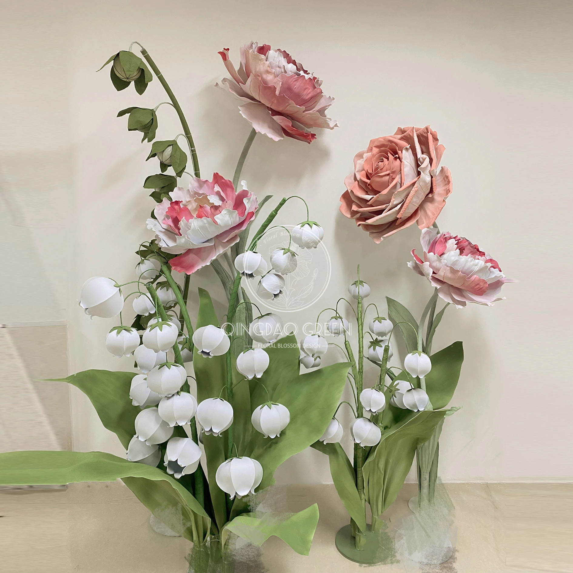 New Design Customized pink Handmade EVA Foam Giant Flower Decoration