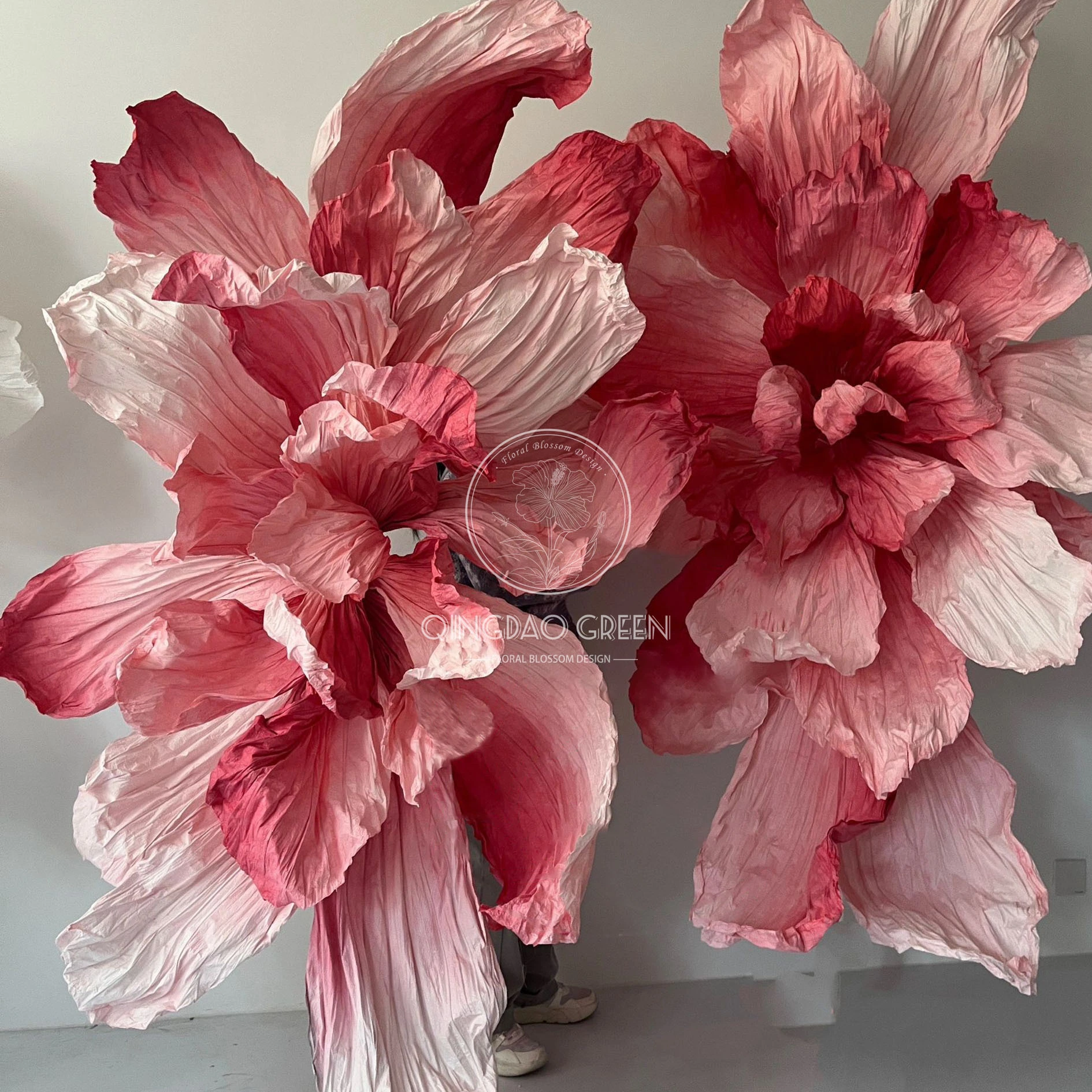 Hot sale Artificial Paper Background Giant Flower for Window Decor Wedding Party Floral Set Store Display 1