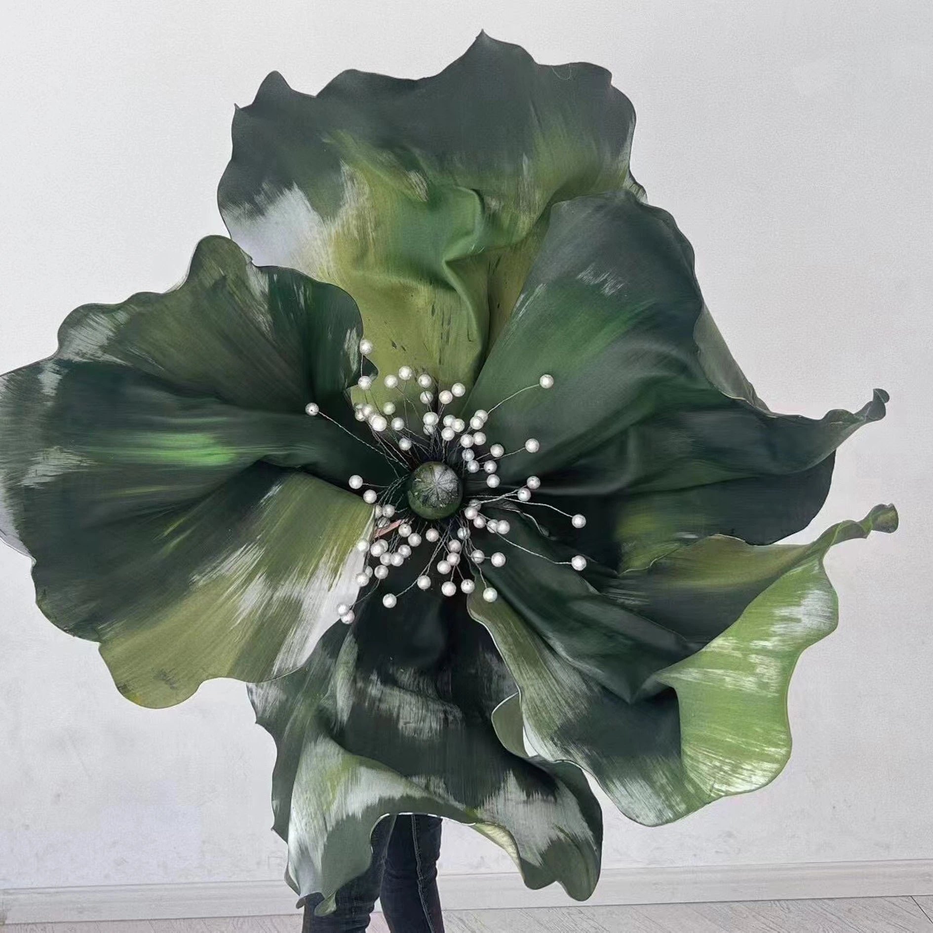 Gigante artificial verde Eva Poppy