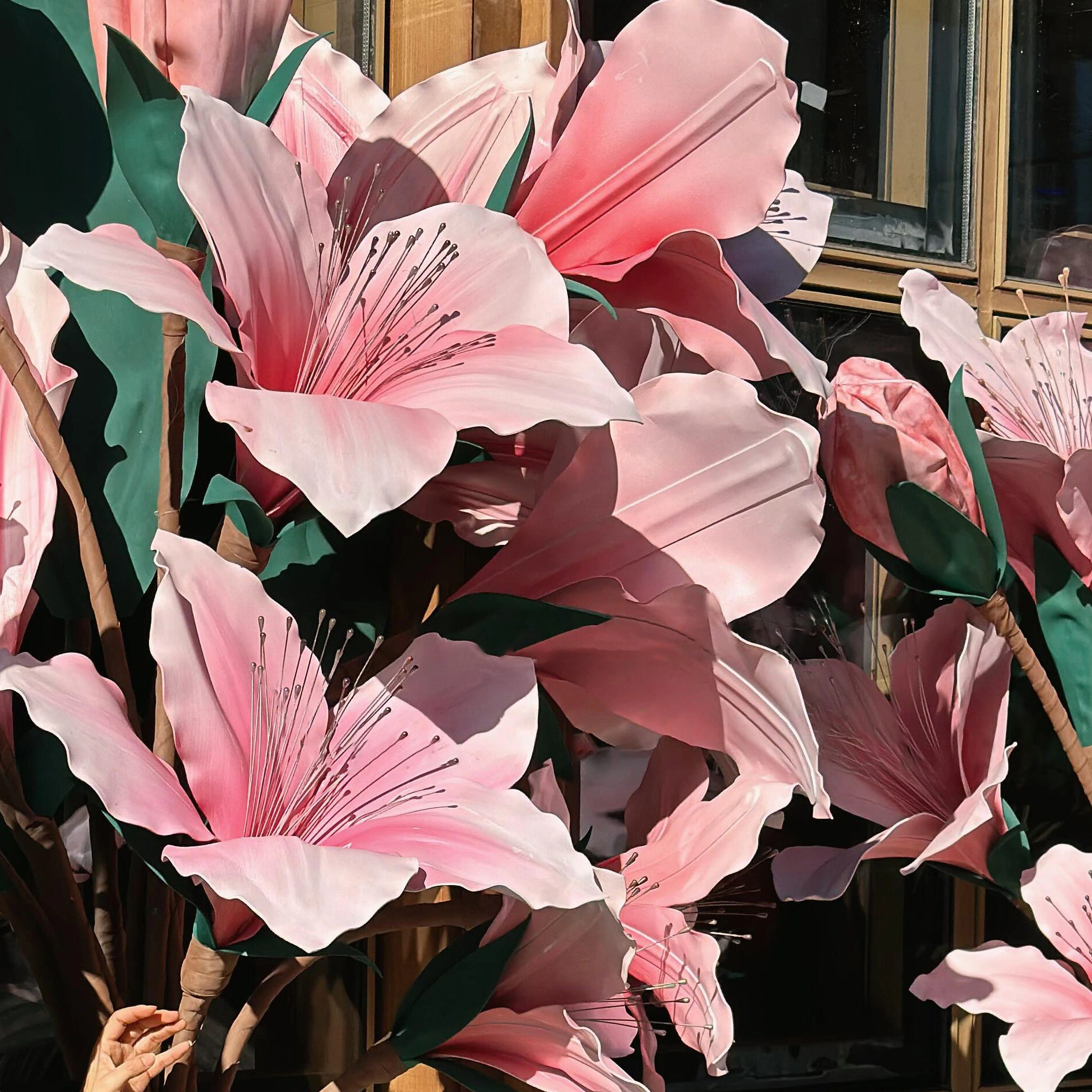 Flores gigantes Manadas de flores artificiales hechas a mano